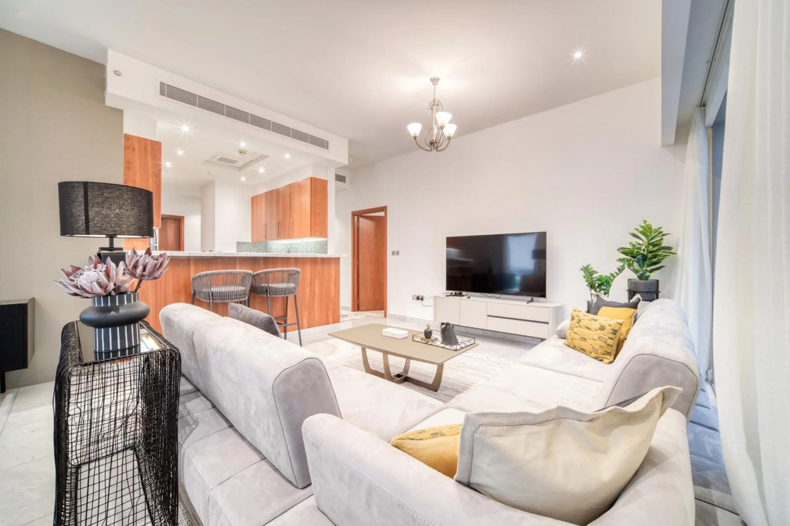 Central Park Towers, City View - DIFC - Mint Stay