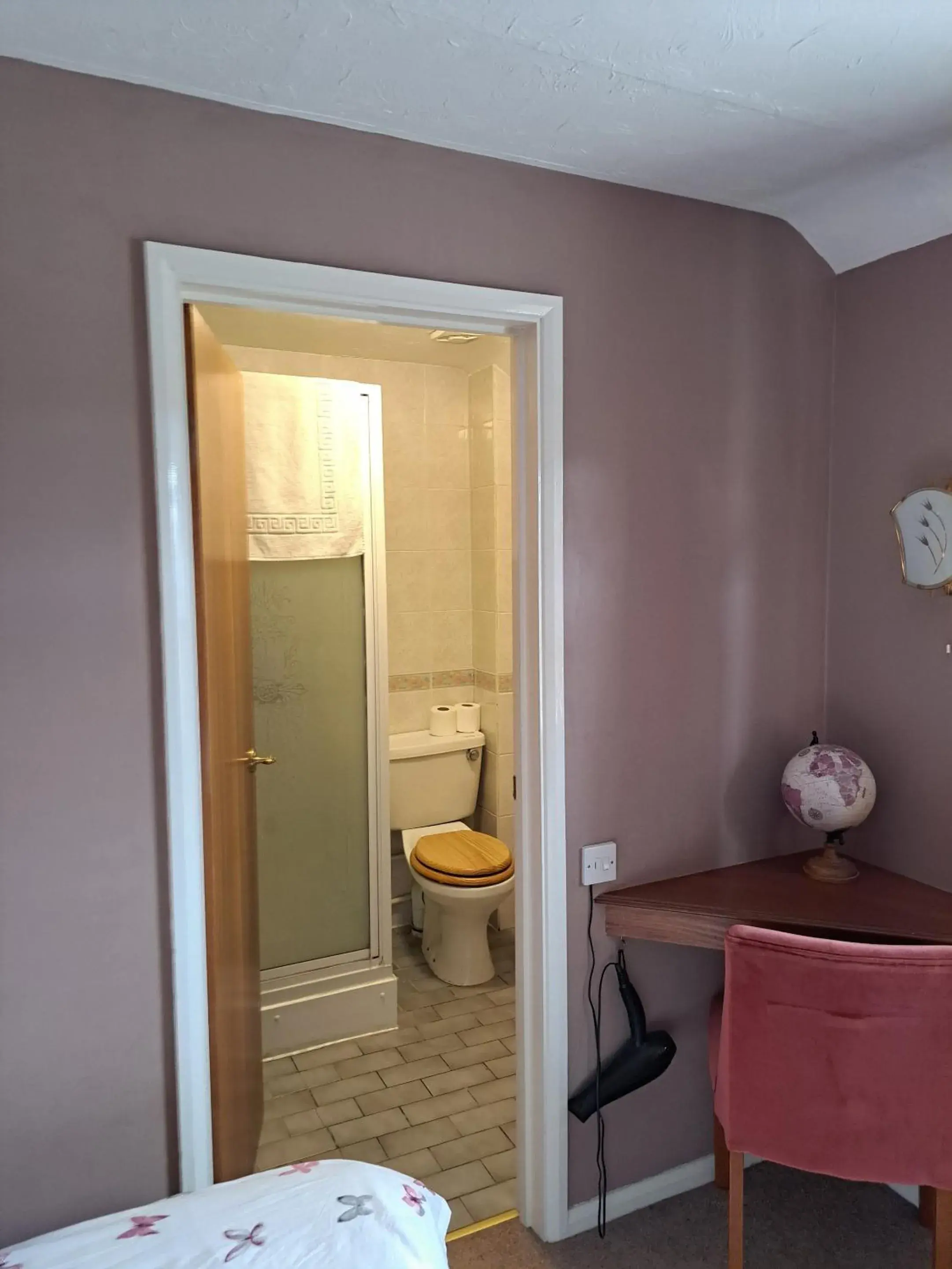 Bedroom in The Prince of Wales Bedroom in The Prince of Wales