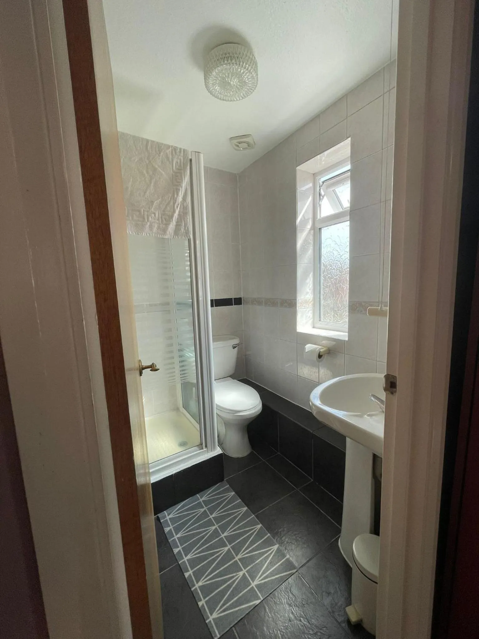 Bathroom in The Prince of Wales