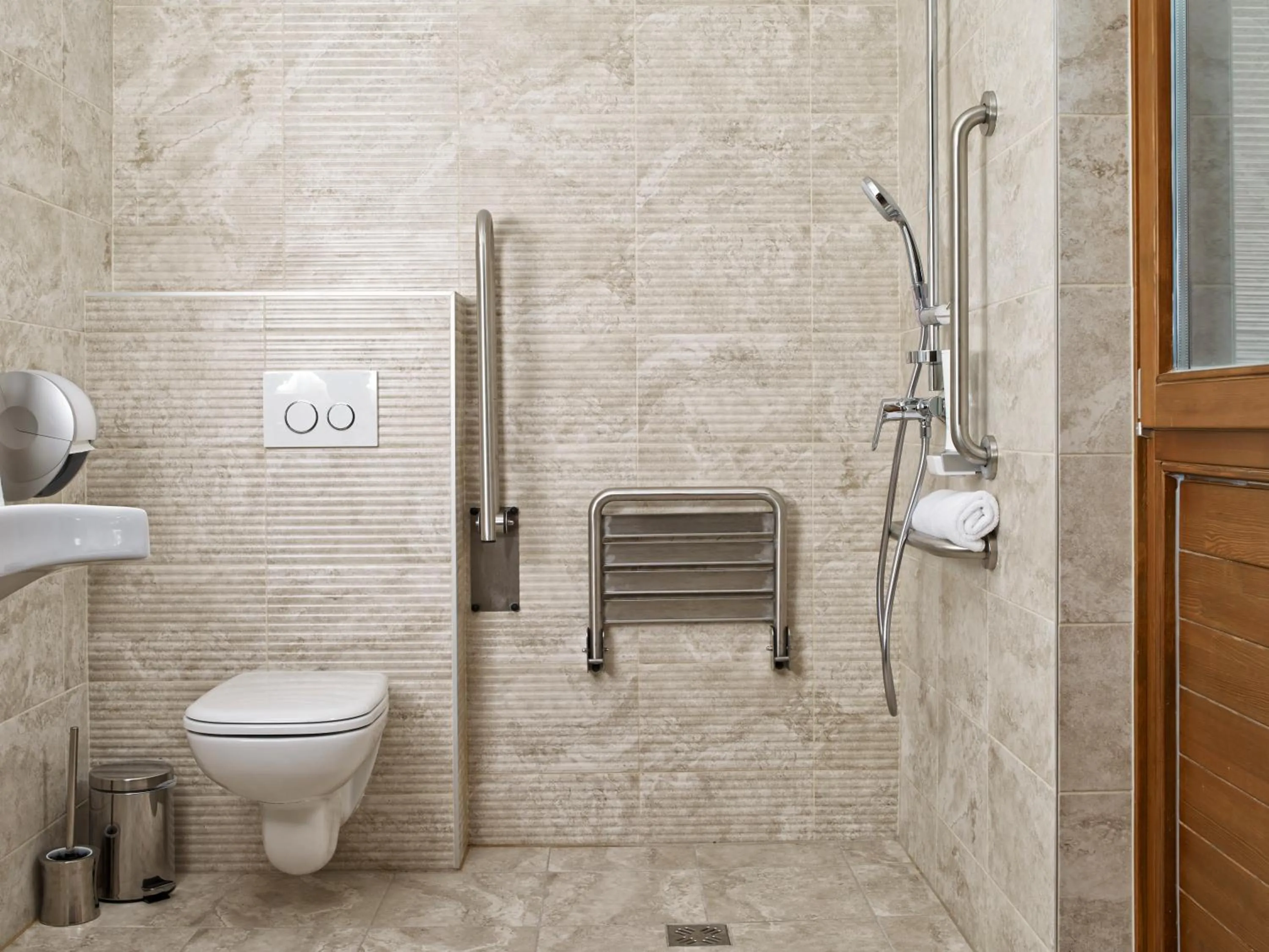 Facility for disabled guests in Barack Thermal Hotel and Spa