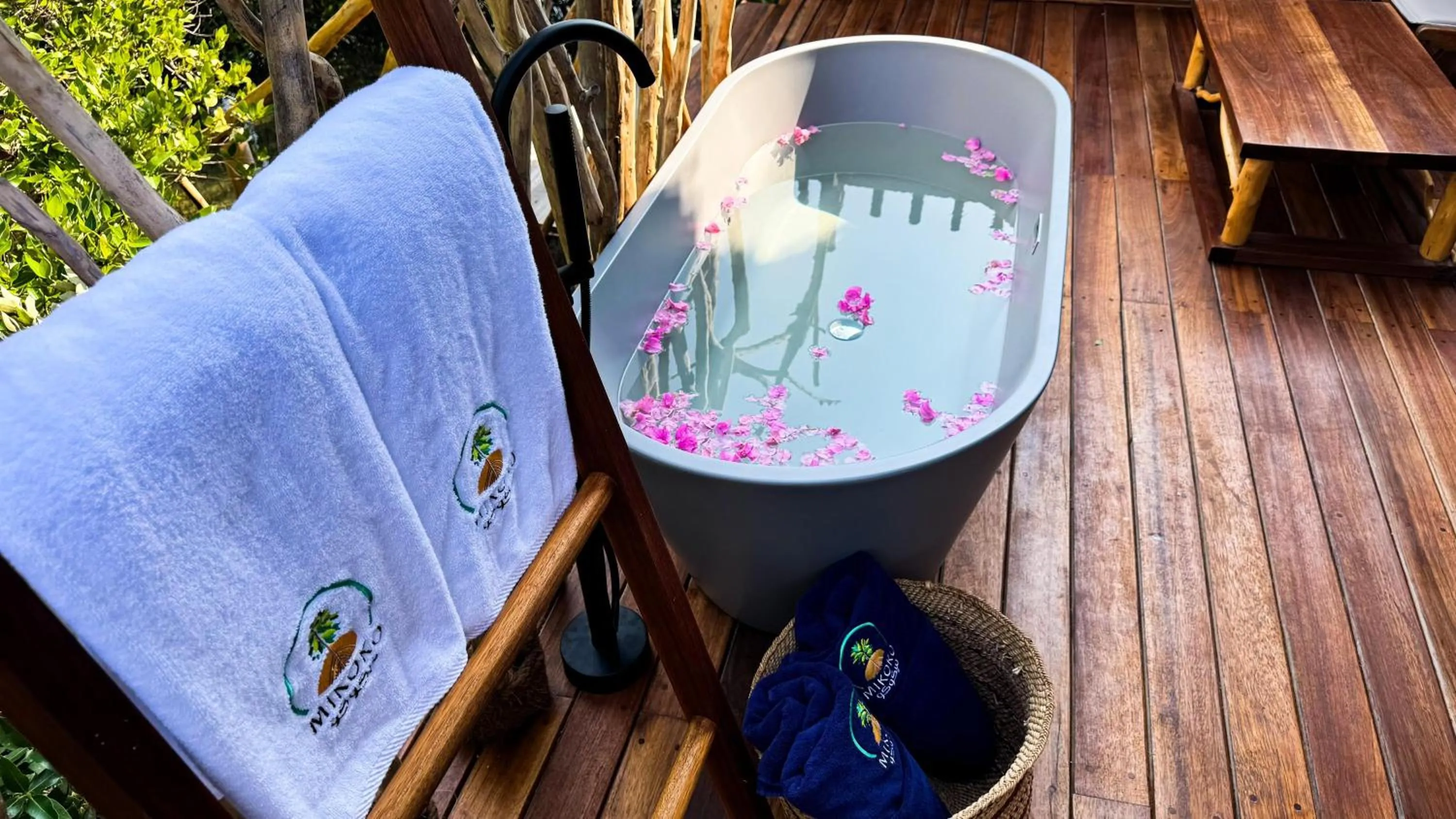 Hot Tub in Casa Mikoko Resort