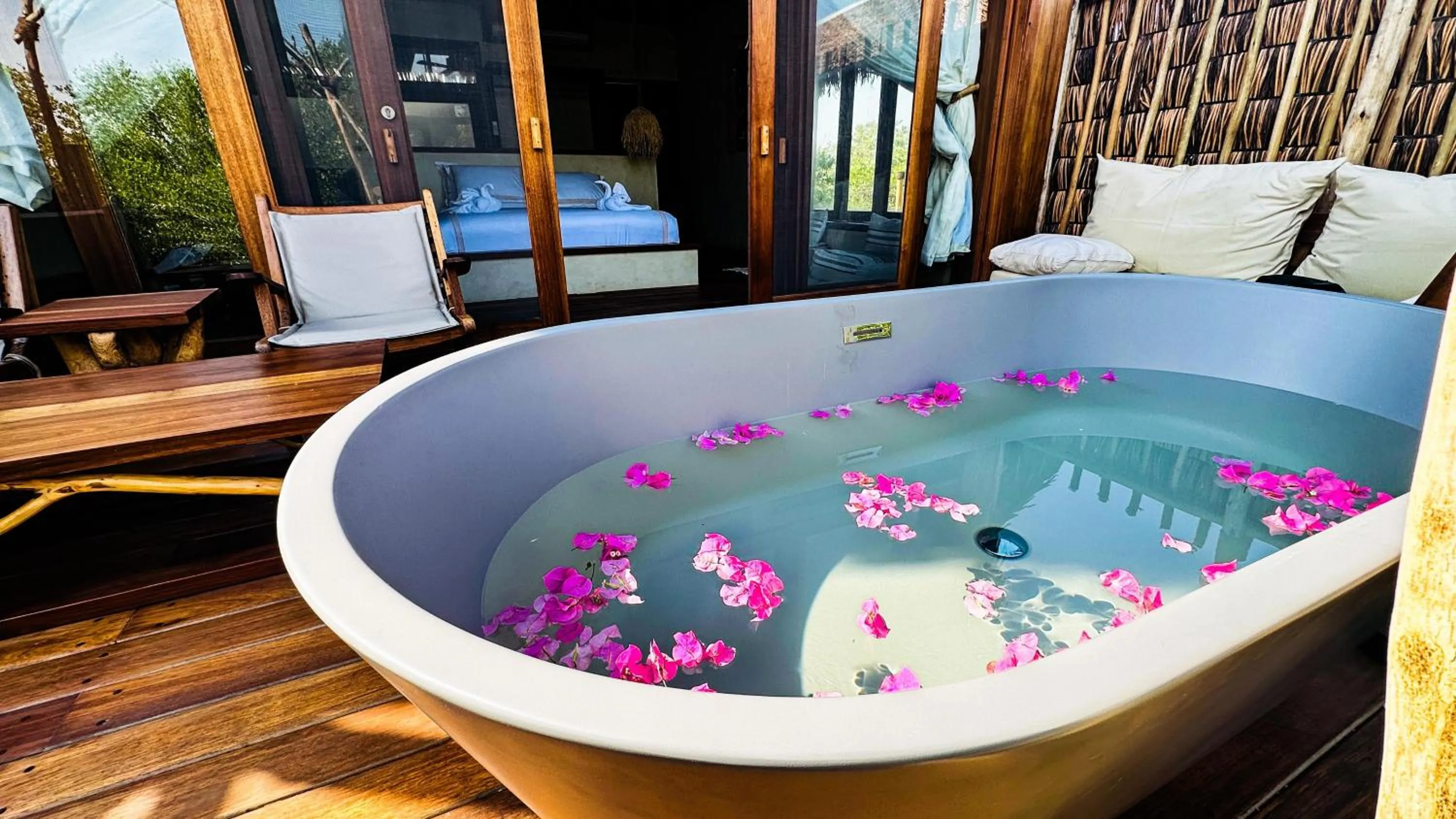 Hot Tub in Casa Mikoko Resort