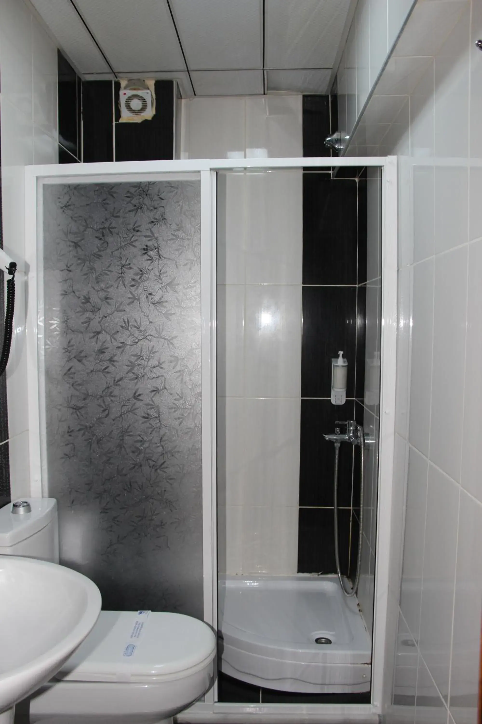 Shower in Grand Ece Hotel Shower in Grand Ece Hotel