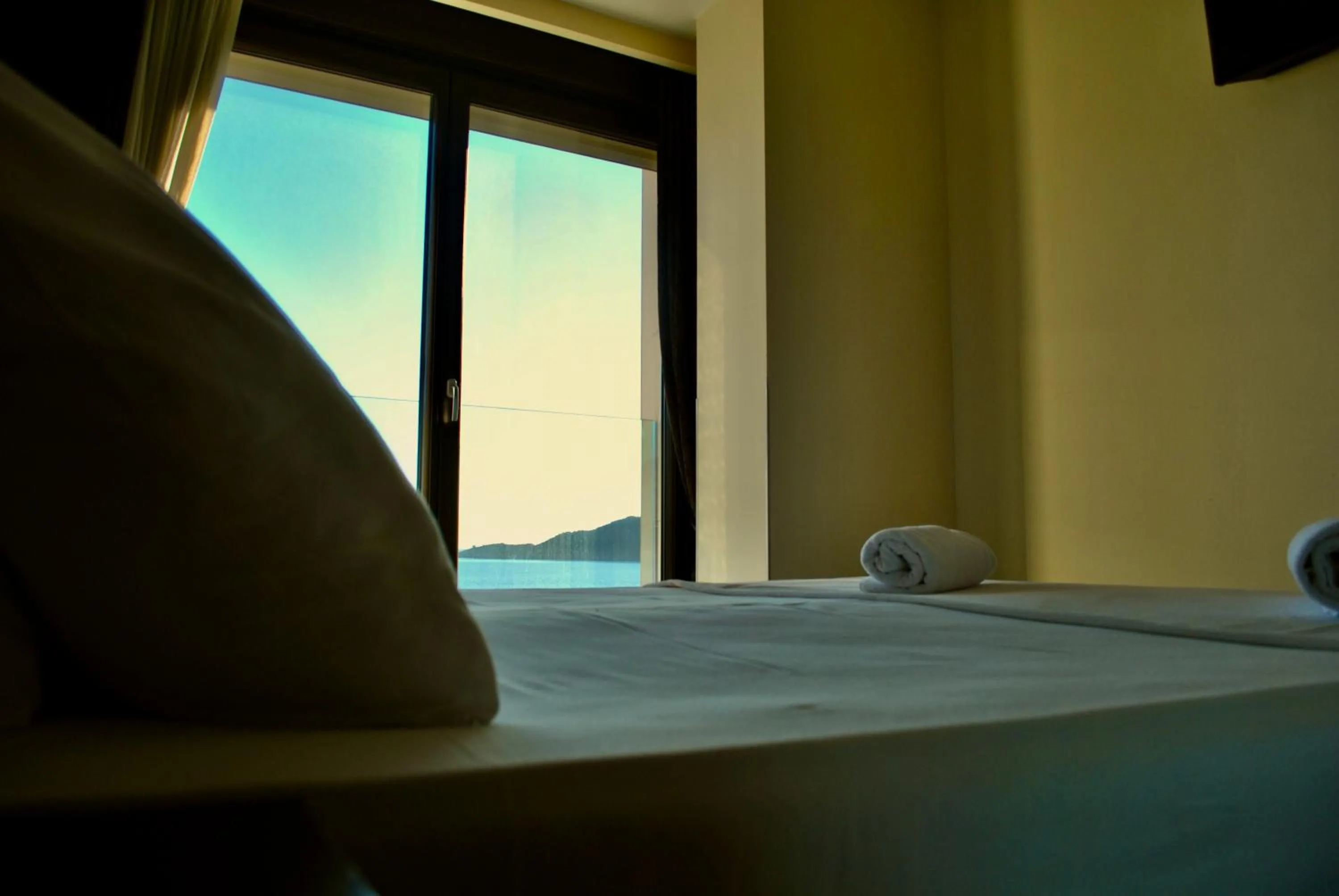 Property building, Bed in Shine residence