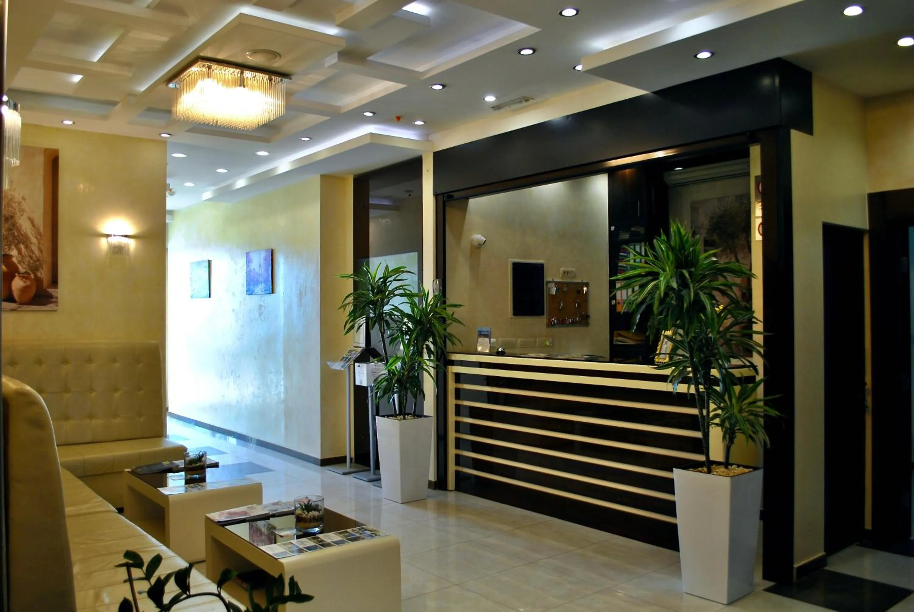 Shine residence