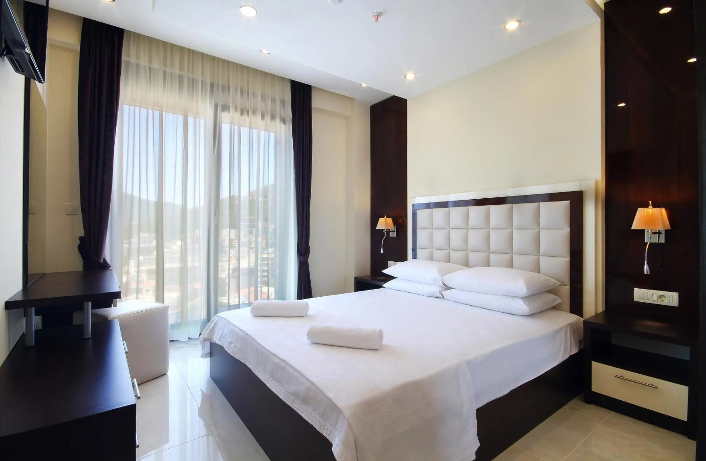 Bedroom, Bed in Shine residence