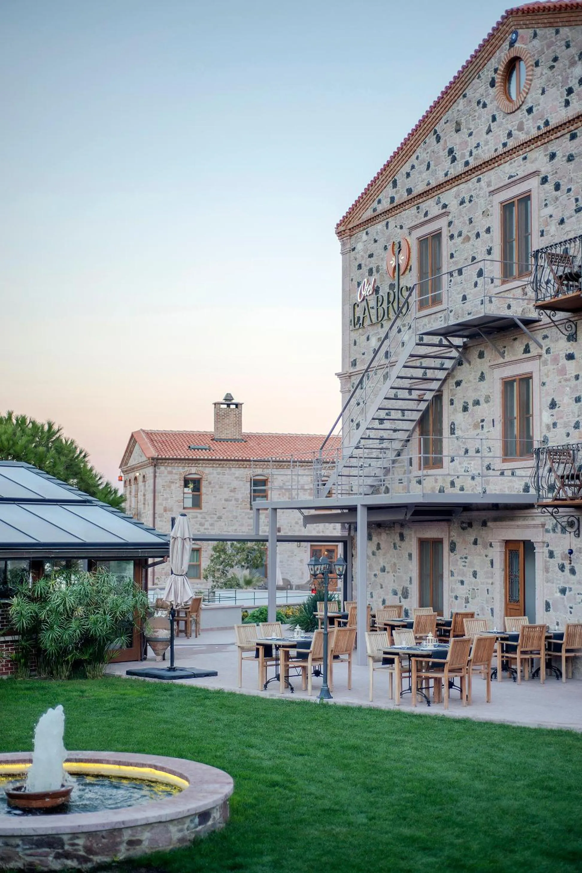 Restaurant/places to eat in Cunda Labris Hotel