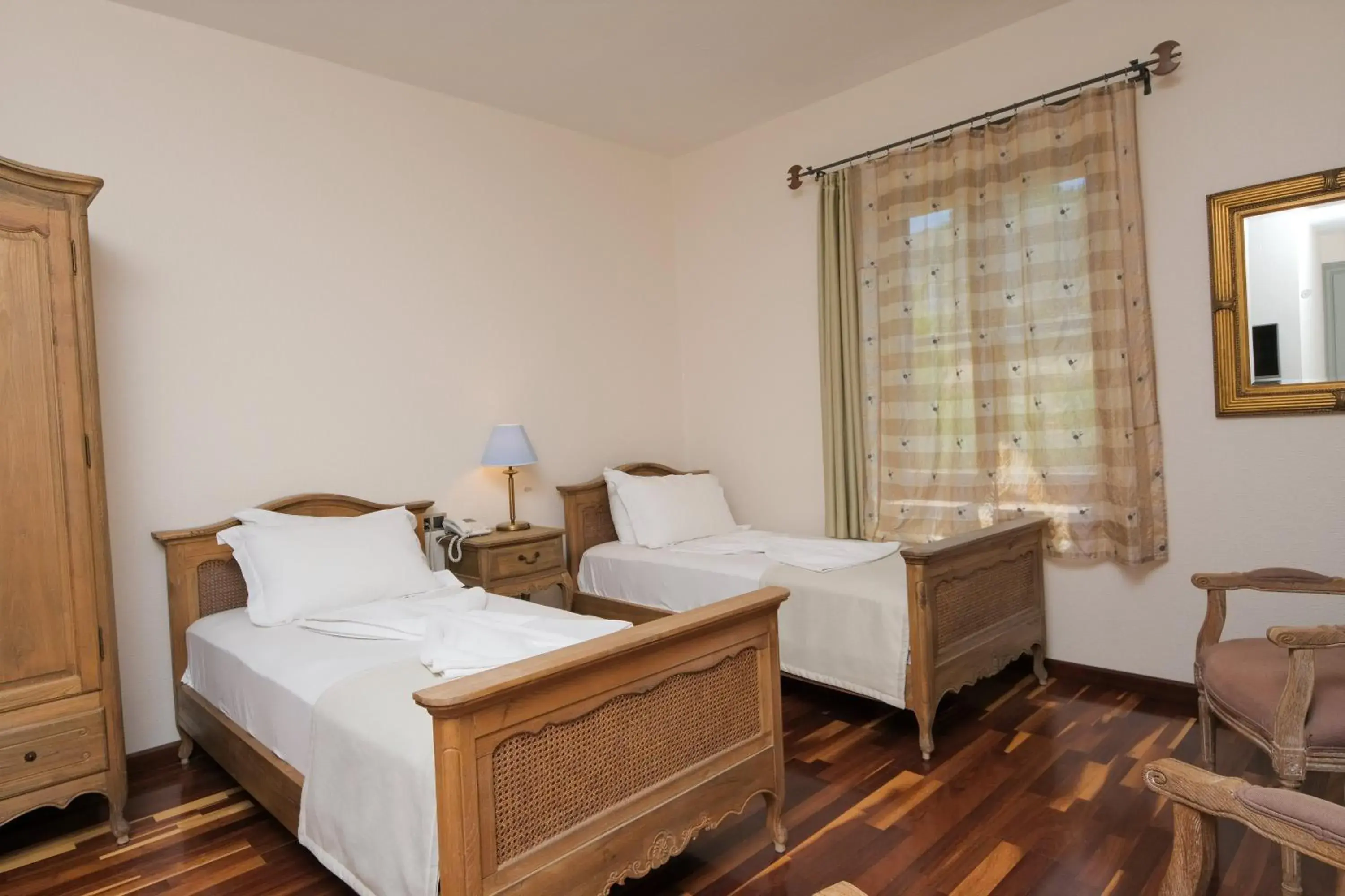 Twin Room with Garden View in Cunda Labris Hotel Twin Room with Garden View in Cunda Labris Hotel