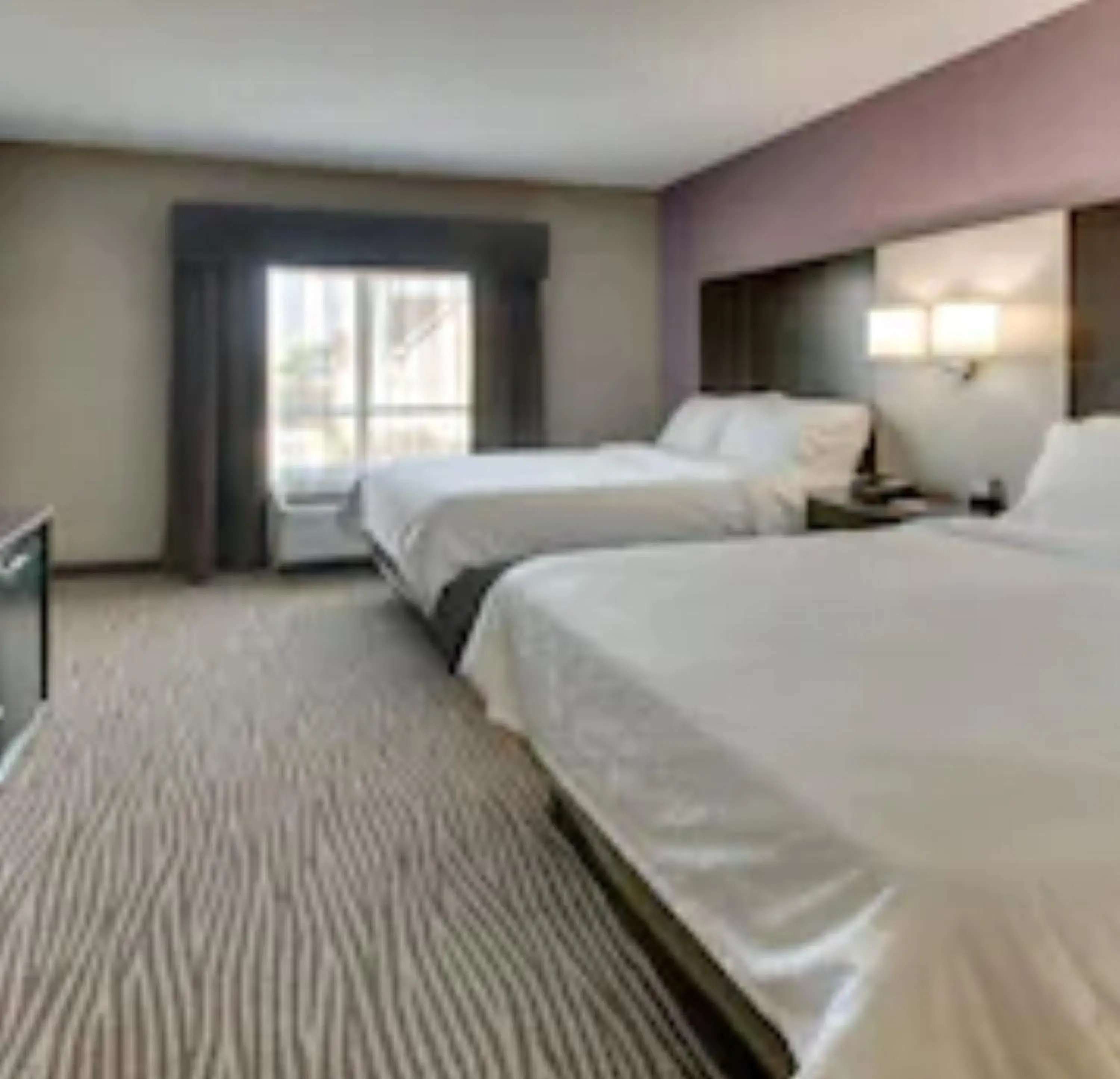Photo of the whole room, Bed in Holiday Inn Express Cheektowaga North East by IHG Photo of the whole room, Bed in Holiday Inn Express Cheektowaga North East by IHG