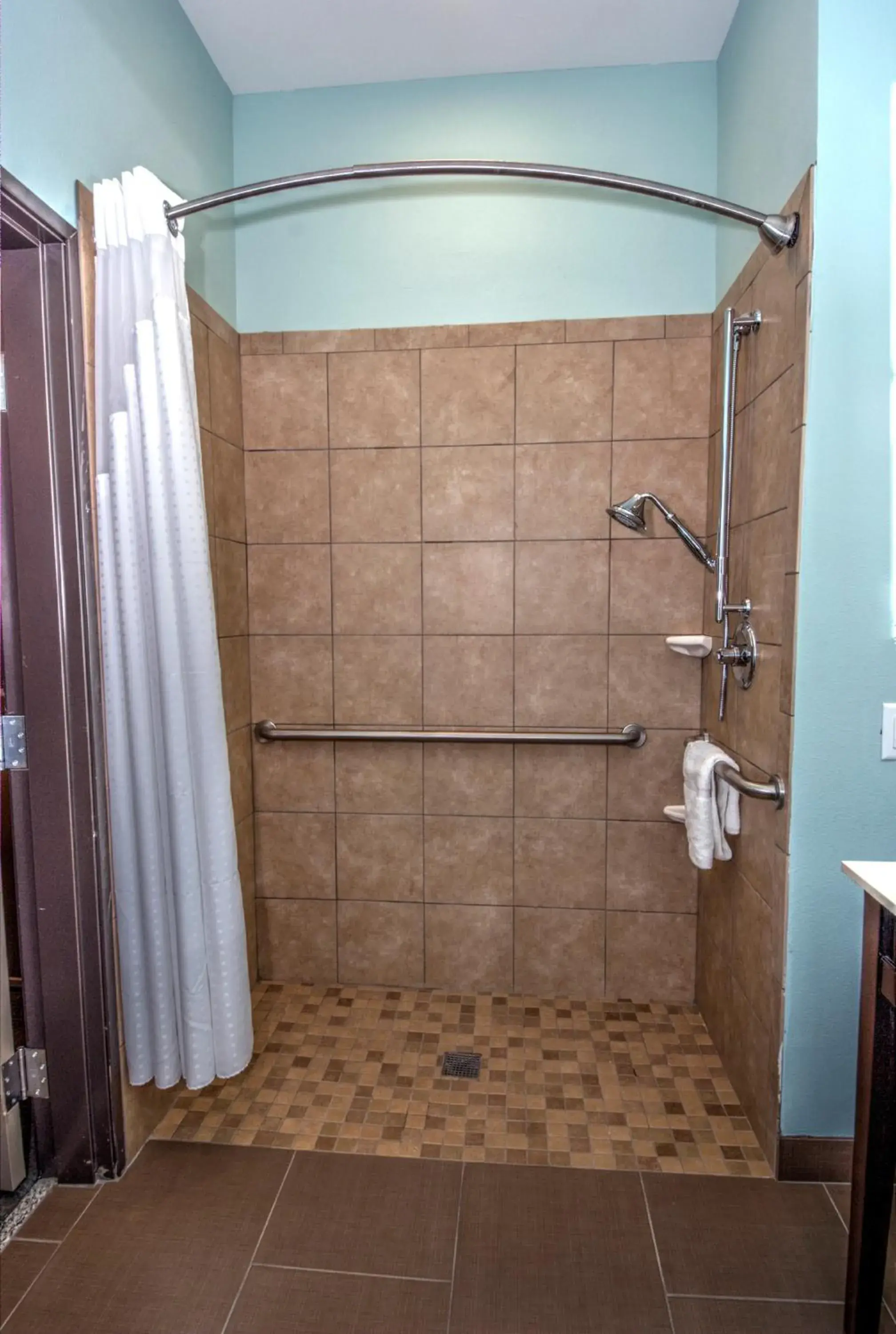 Photo of the whole room in Holiday Inn Express & Suites Austin South by IHG Photo of the whole room in Holiday Inn Express & Suites Austin South by IHG