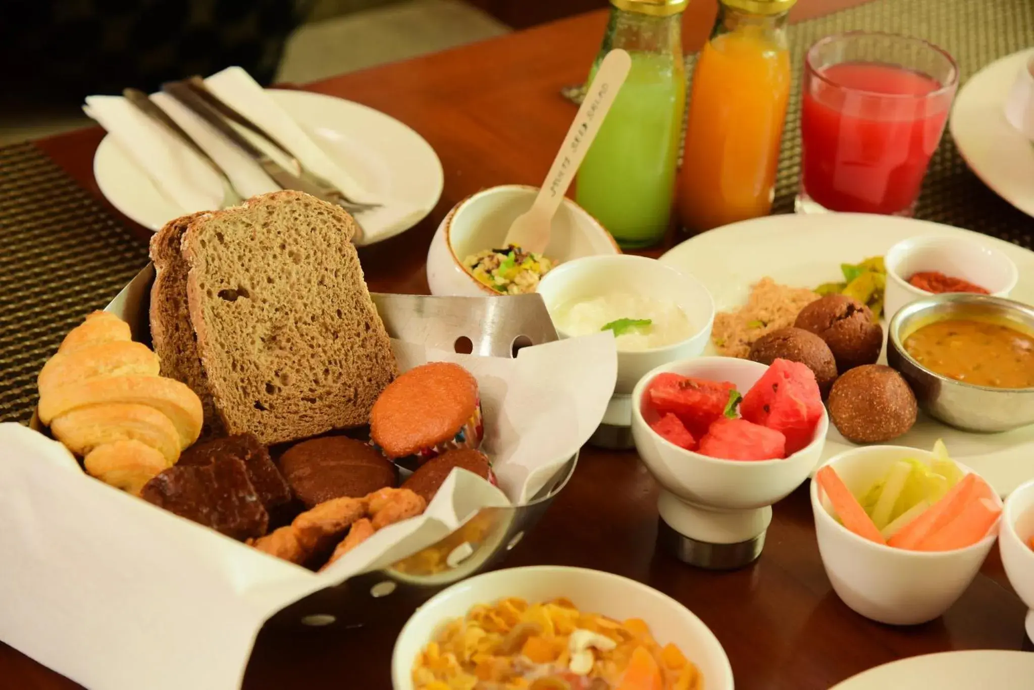 Breakfast in Holiday Inn Jaipur City Centre by IHG Breakfast in Holiday Inn Jaipur City Centre by IHG