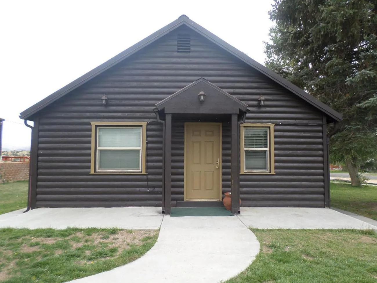 Property building in Hatch Station Bryce Canyon
