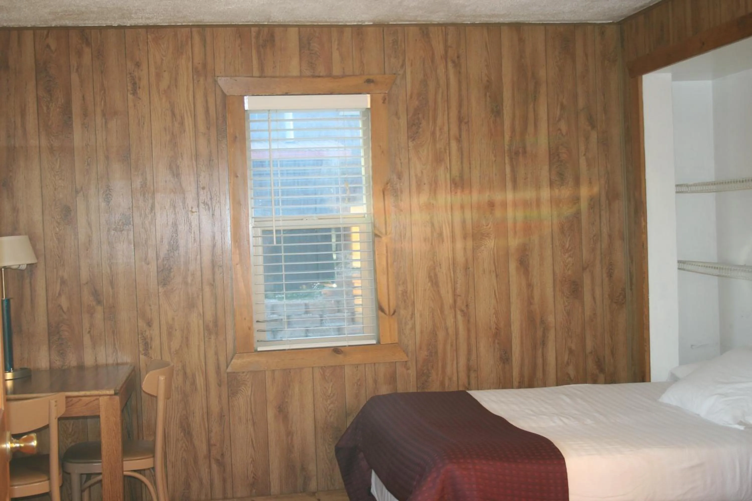 Bedroom, Bed in Hatch Station Bryce Canyon