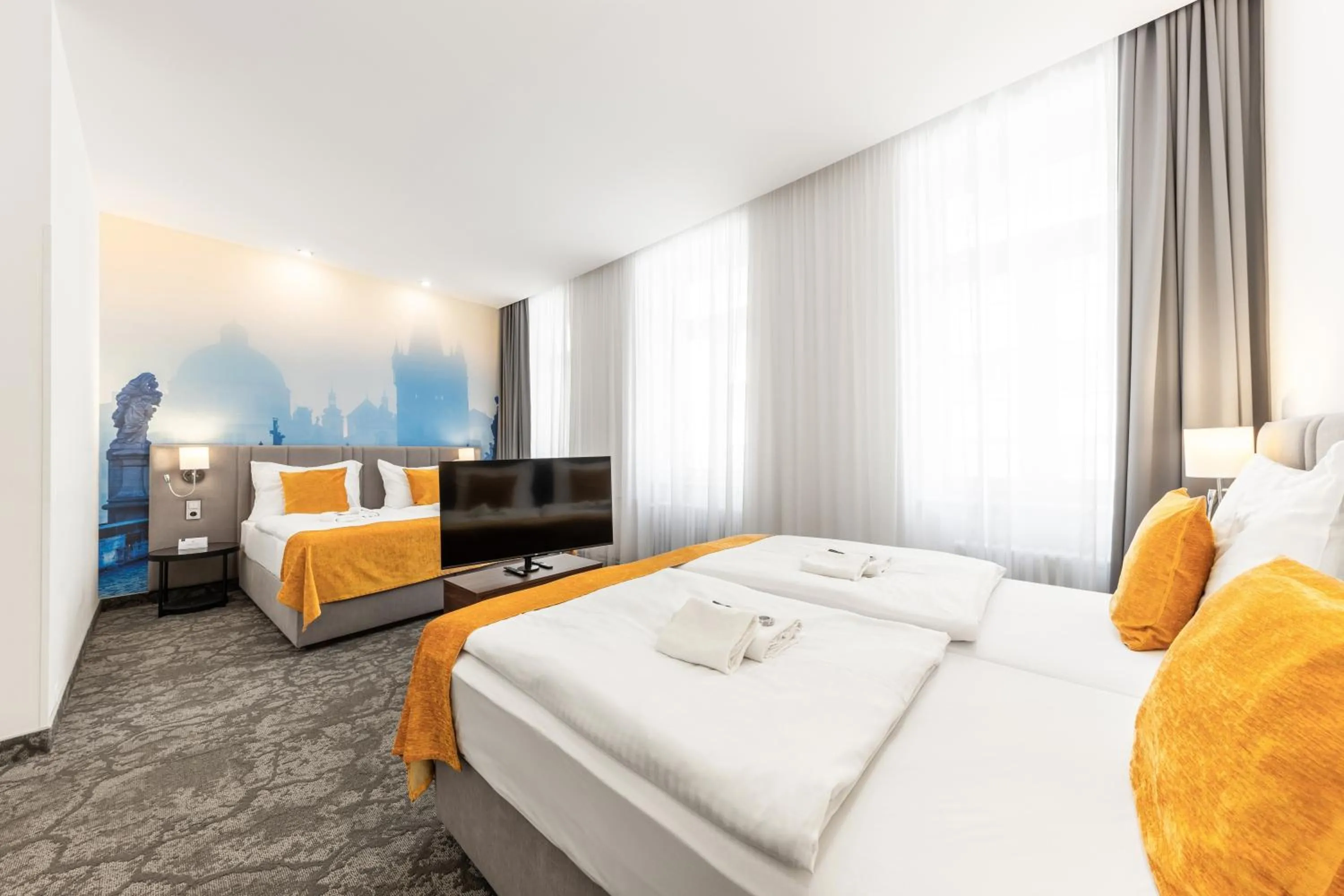 Quadruple Room in A1 Royal Plaza