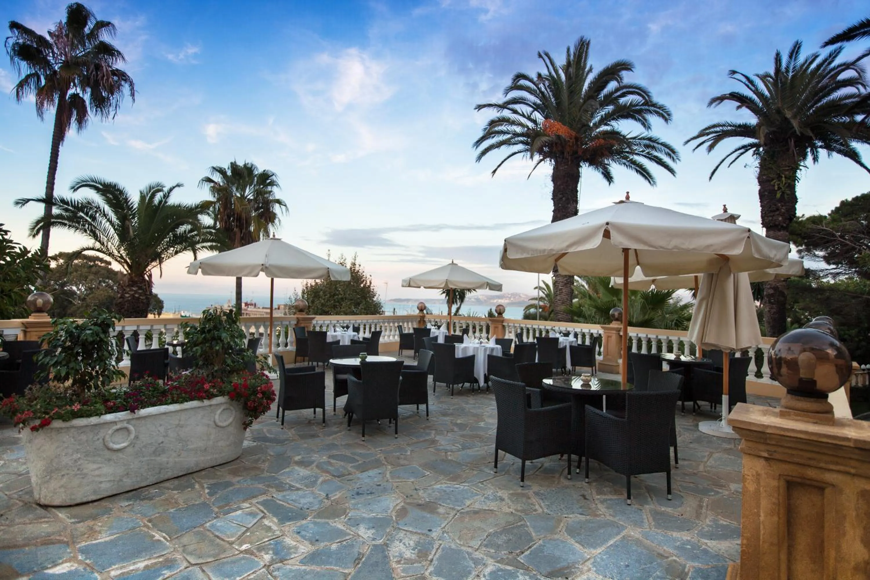 Patio in Grand Hotel Villa de France