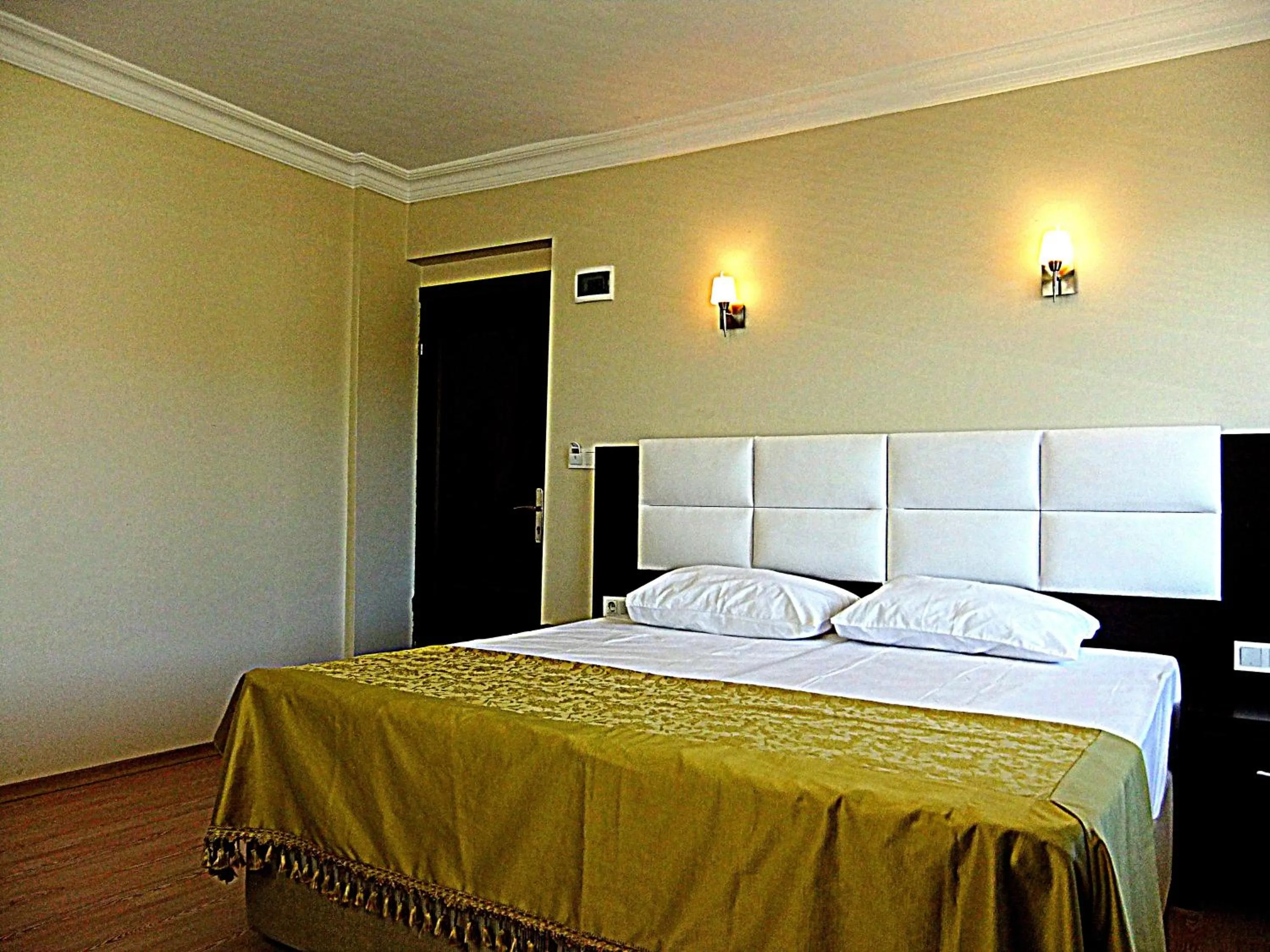 Photo of the whole room in Uzunhan Hotel