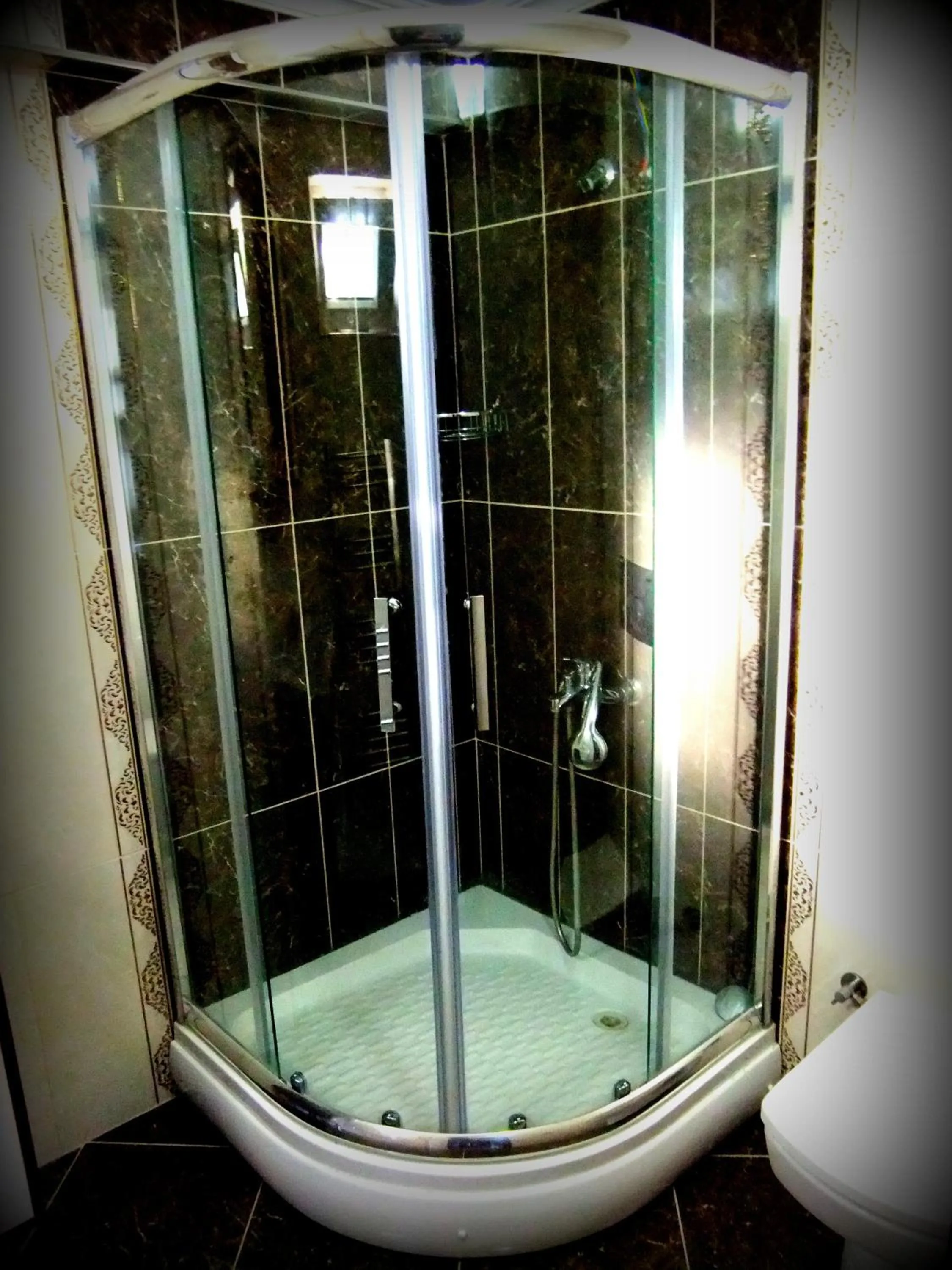 Bathroom in Uzunhan Hotel