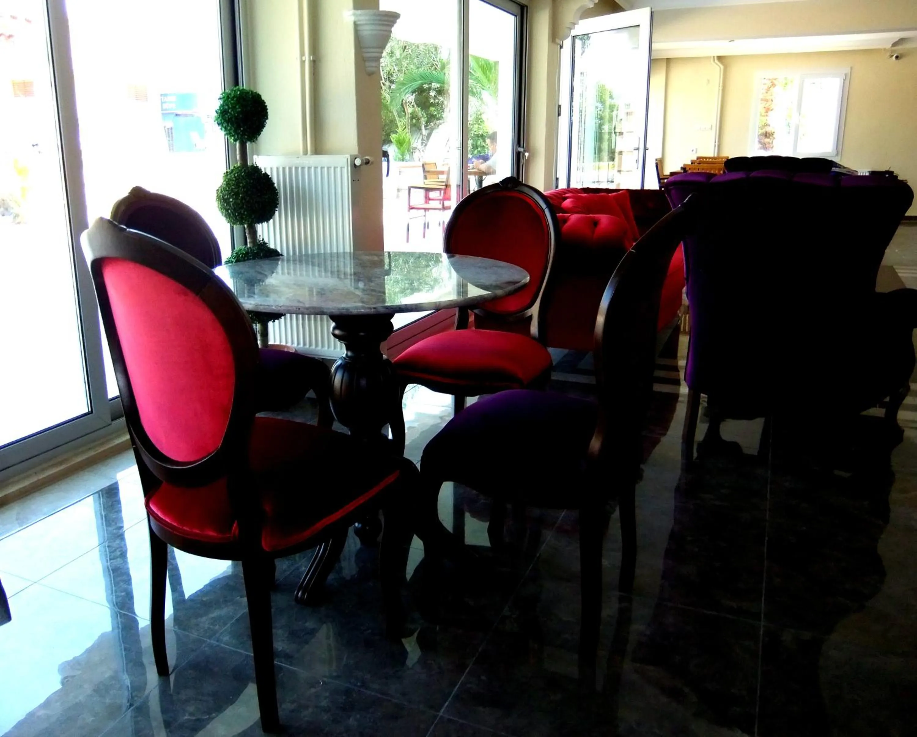 Restaurant/places to eat in Uzunhan Hotel