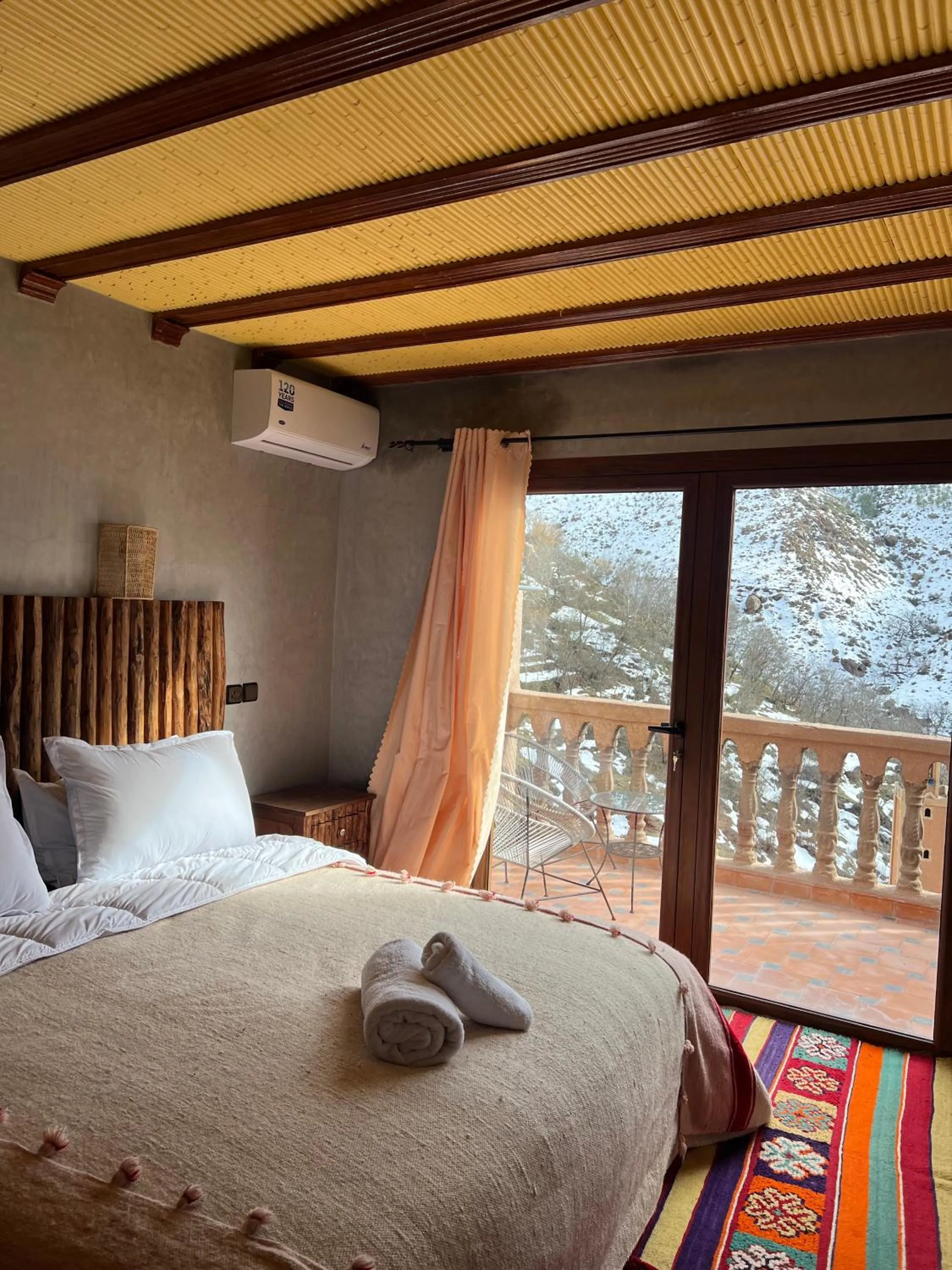 Triple Room with Balcony in auberge atlas tamatertt