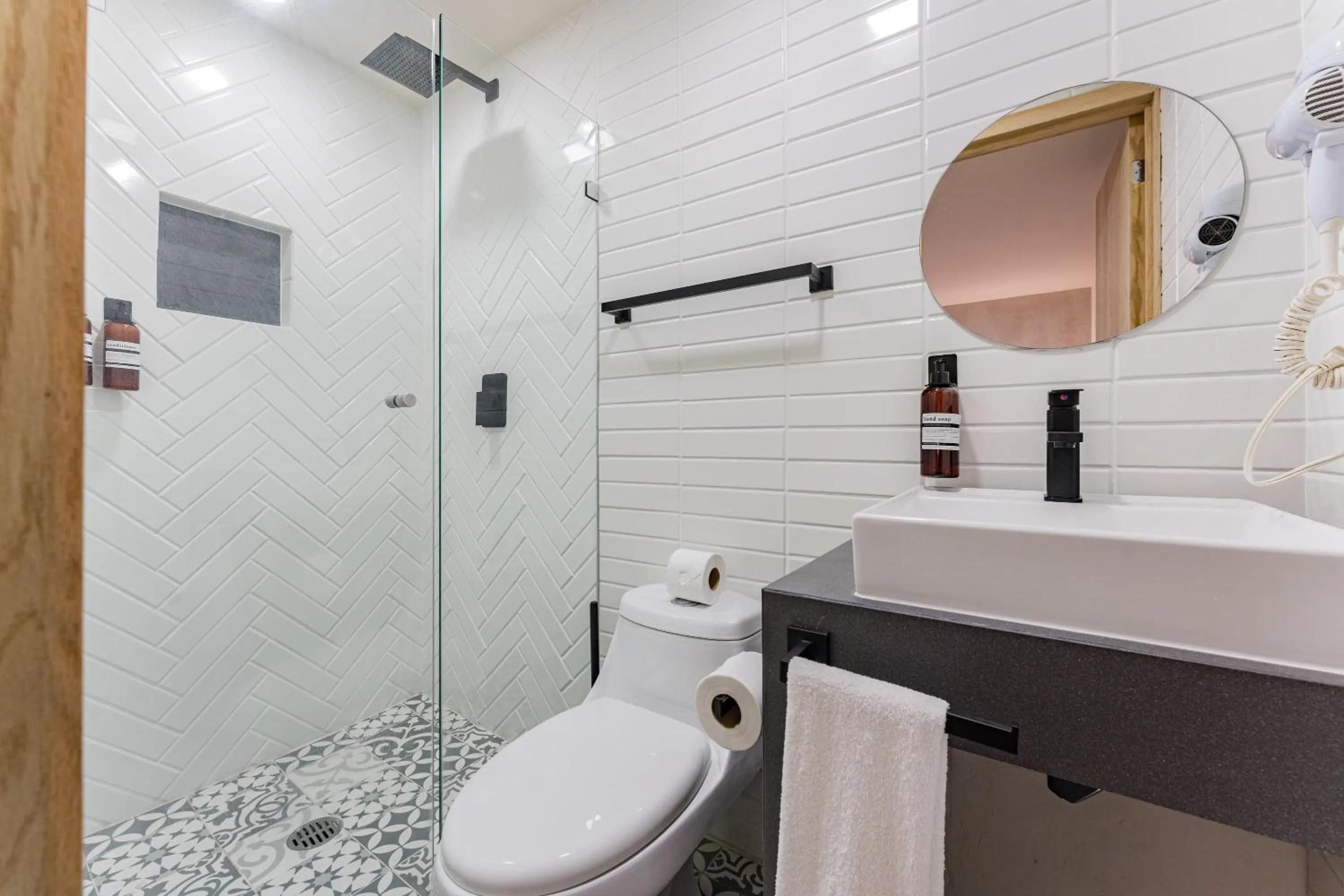 Bathroom in Escandon Suites by Escajal Rooms