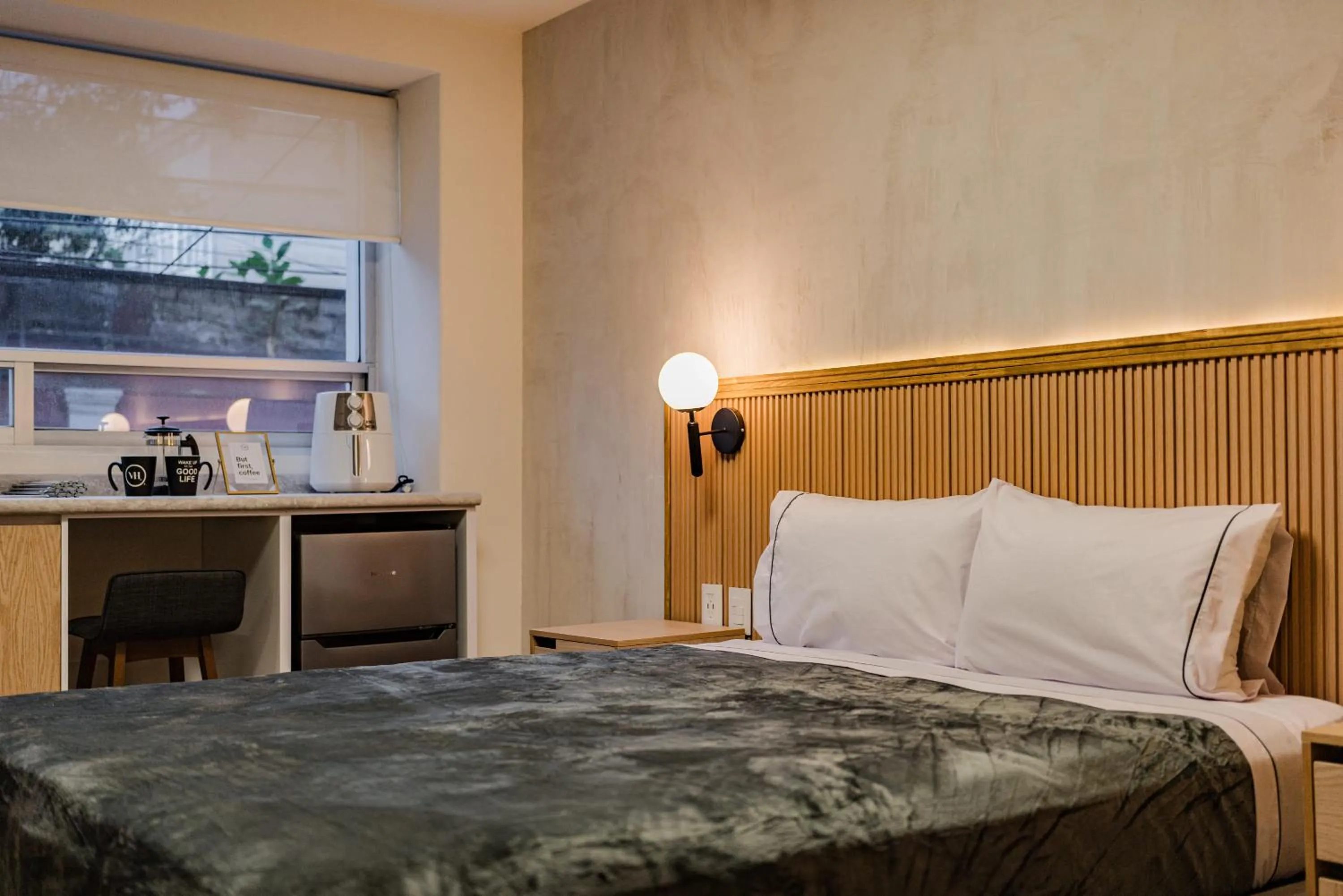 Bedroom, Bed in Escandon Suites by Escajal Rooms