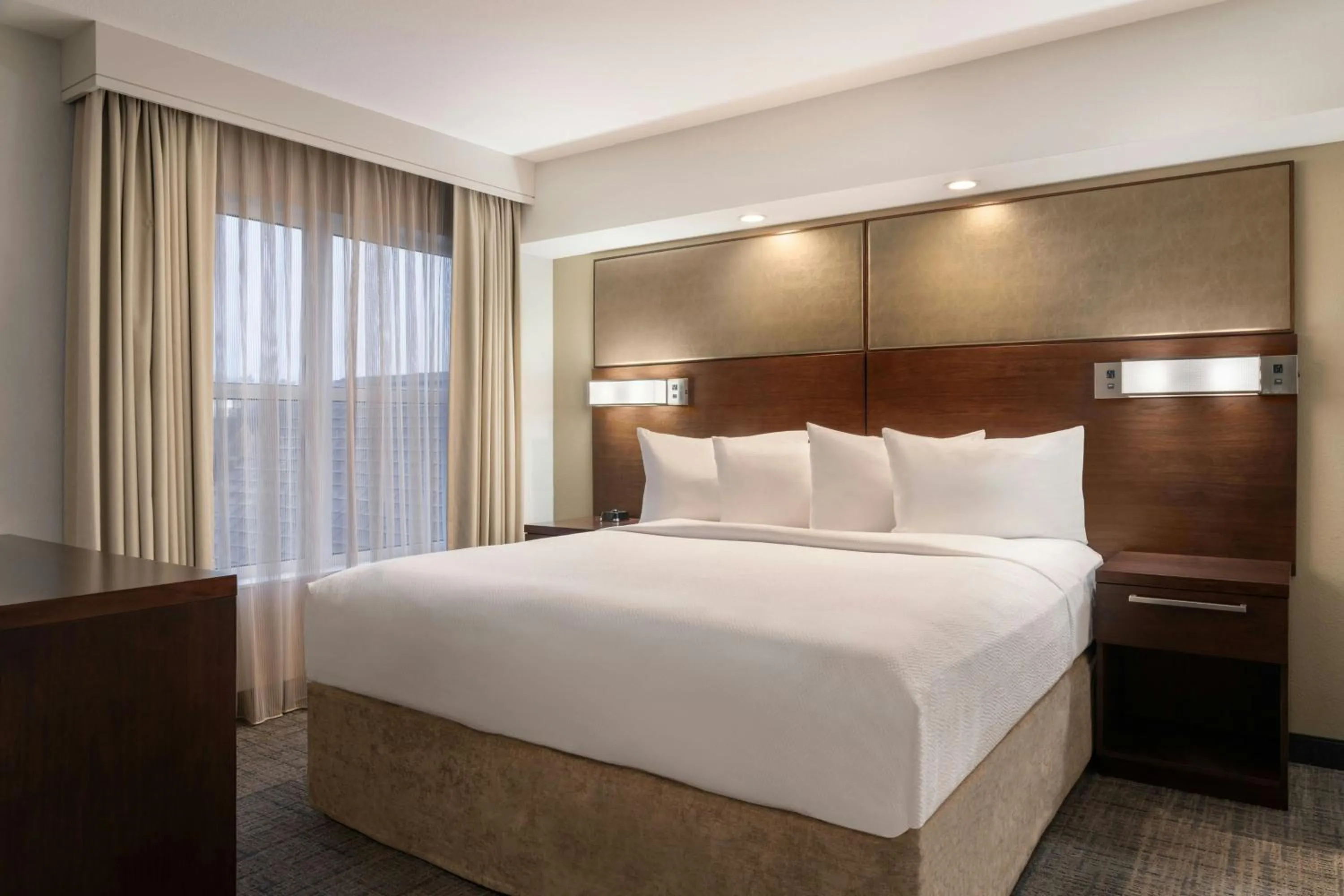 Photo of the whole room, Bed in Residence Inn by Marriott Akron Fairlawn