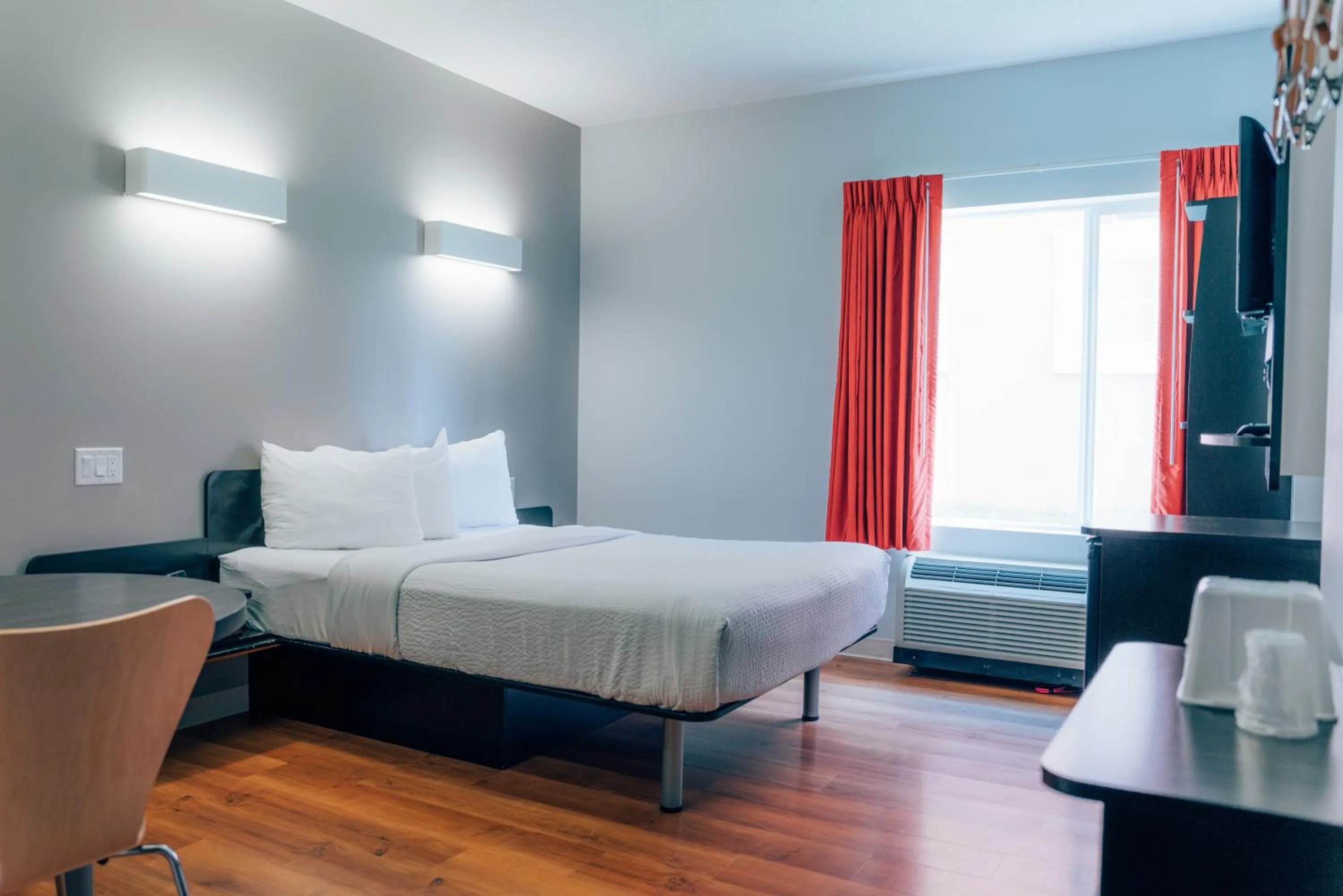 Bed in Motel 6 Airdrie