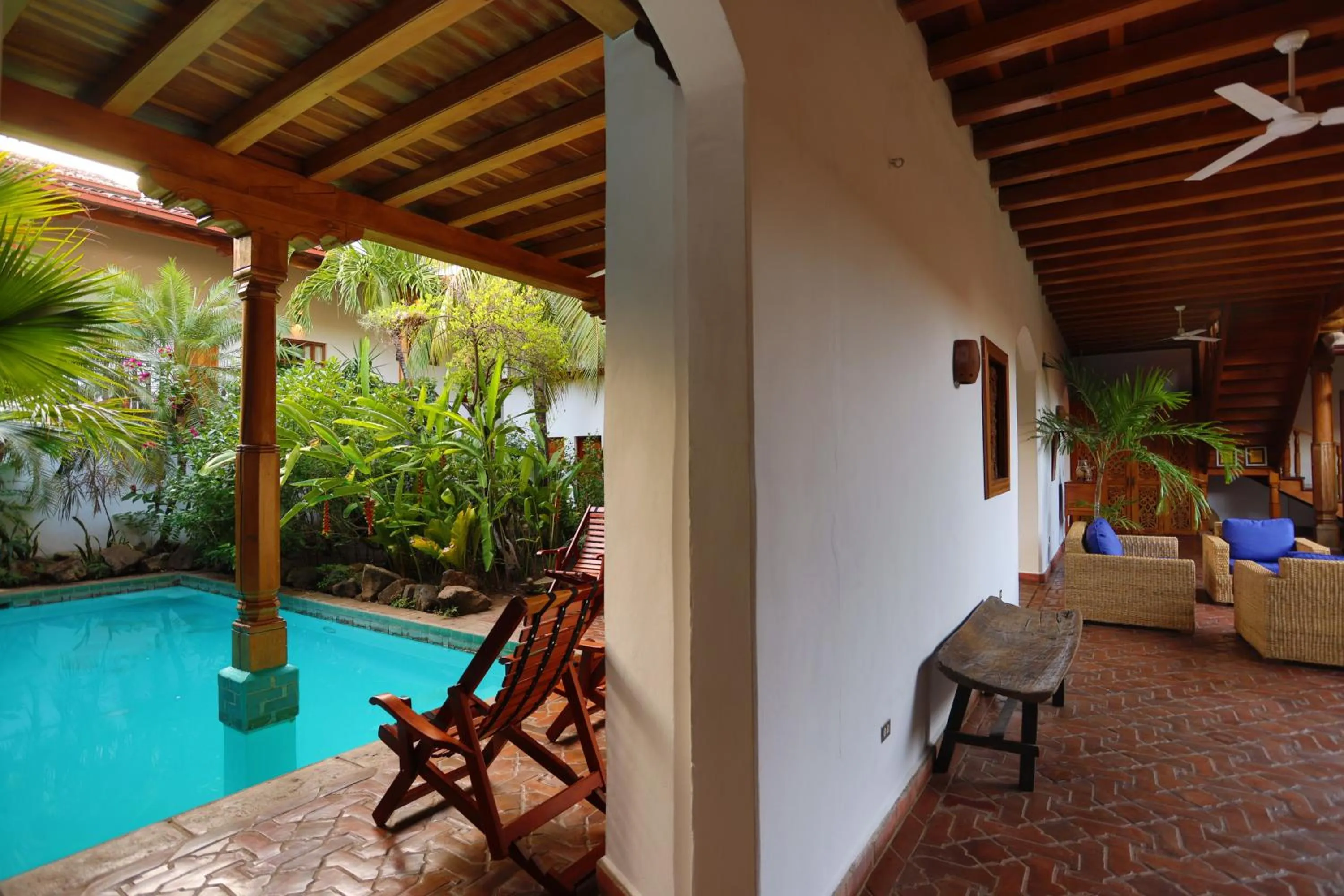 Swimming pool in Miss Margrits