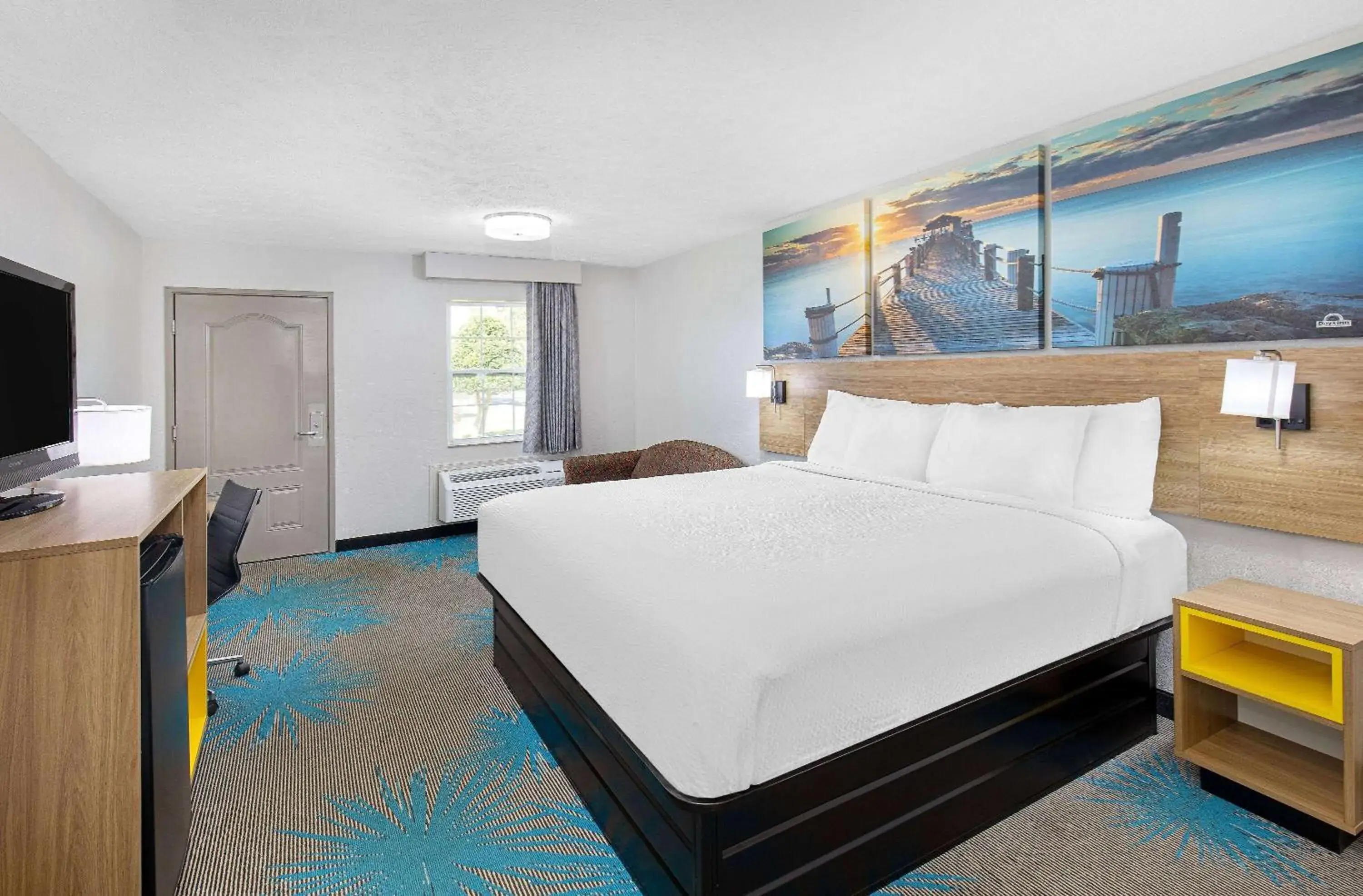 King Room - Smoking in Days Inn by Wyndham Savannah King Room - Smoking in Days Inn by Wyndham Savannah