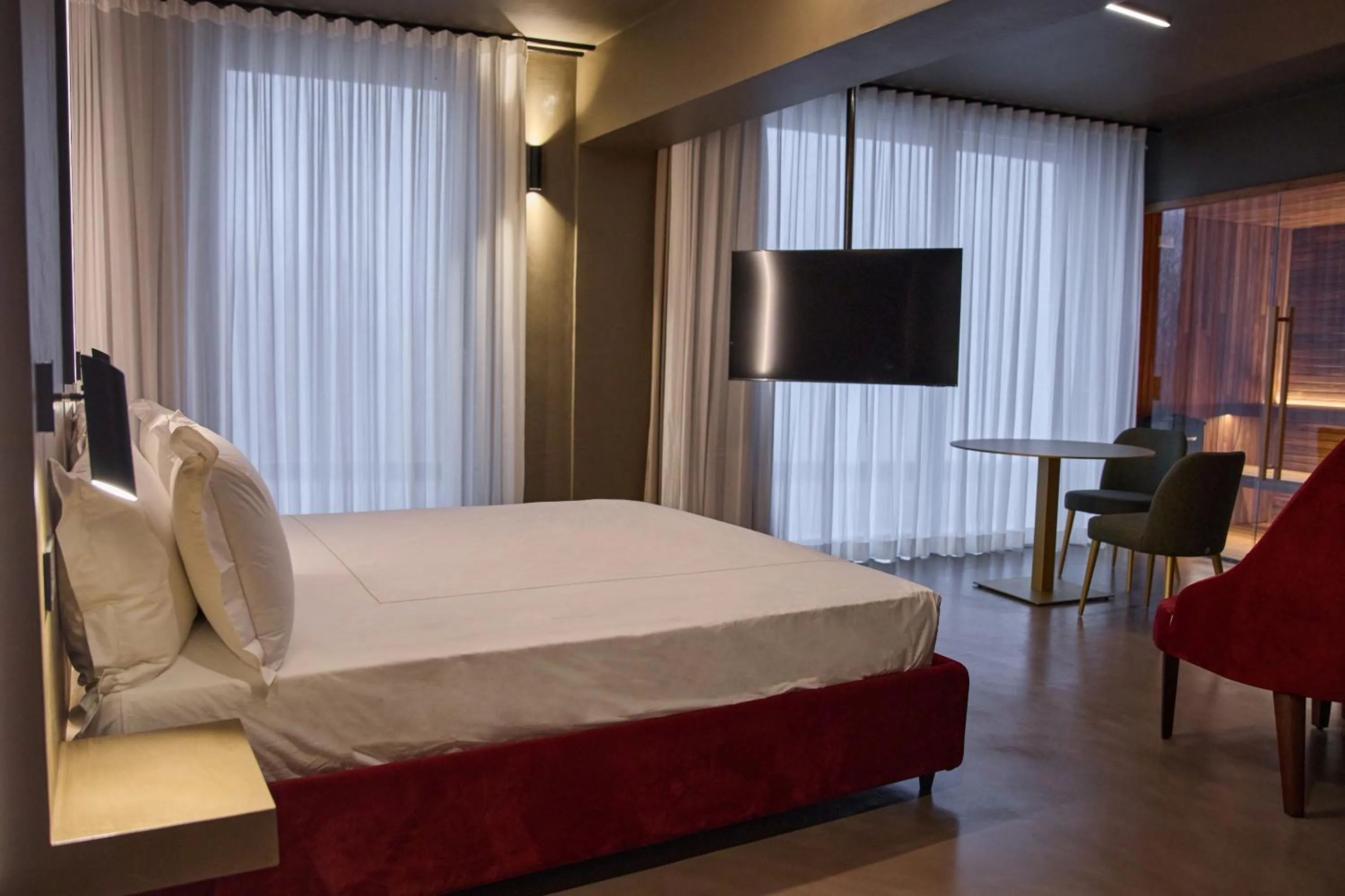 Photo of the whole room, Bed in Le Agavi Resort & SPA
