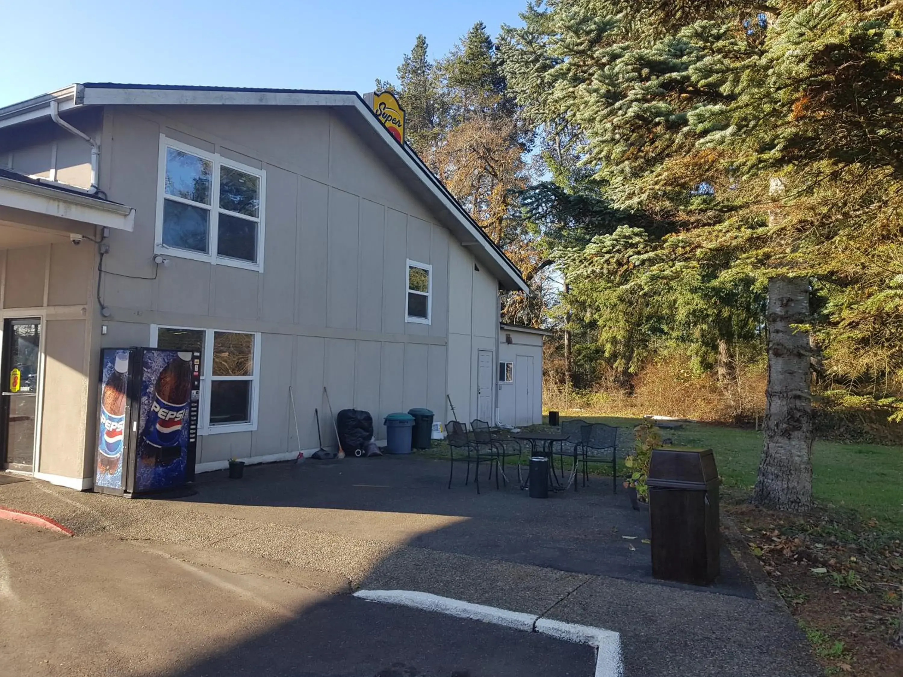 Property building in Super 8 by Wyndham Shelton Property building in Super 8 by Wyndham Shelton