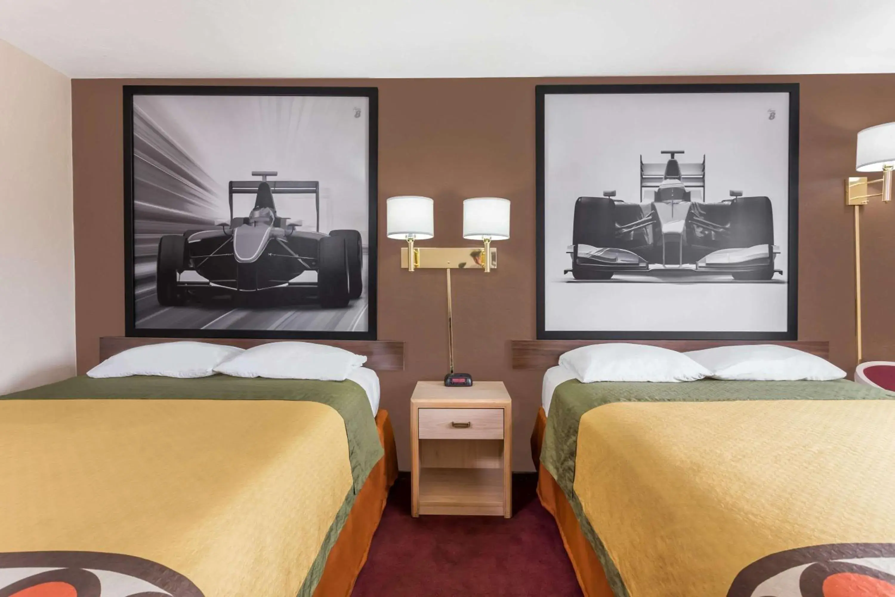 Photo of the whole room, Bed in Super 8 by Wyndham Shelton Photo of the whole room, Bed in Super 8 by Wyndham Shelton