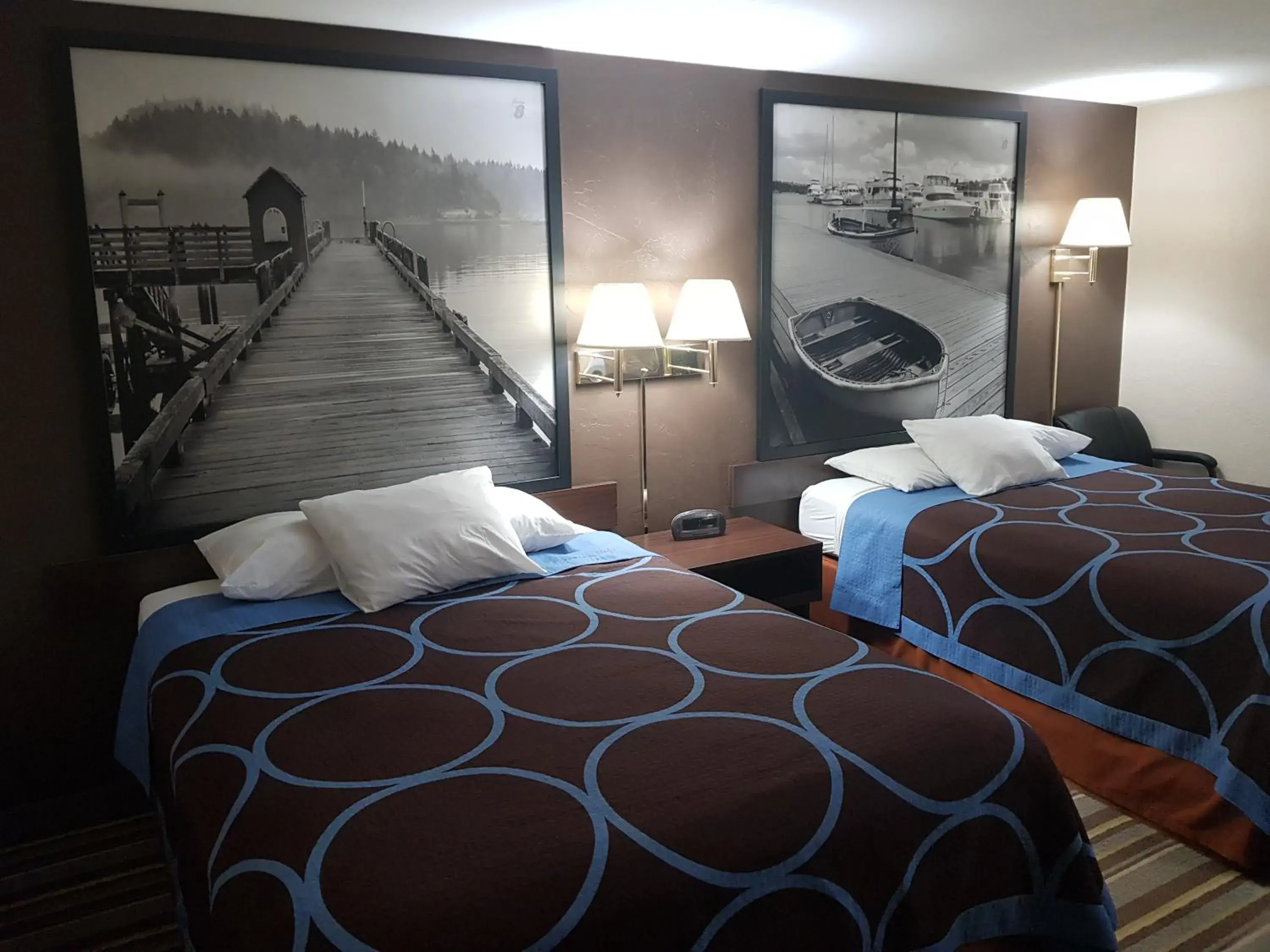 Photo of the whole room, Bed in Super 8 by Wyndham Shelton Photo of the whole room, Bed in Super 8 by Wyndham Shelton