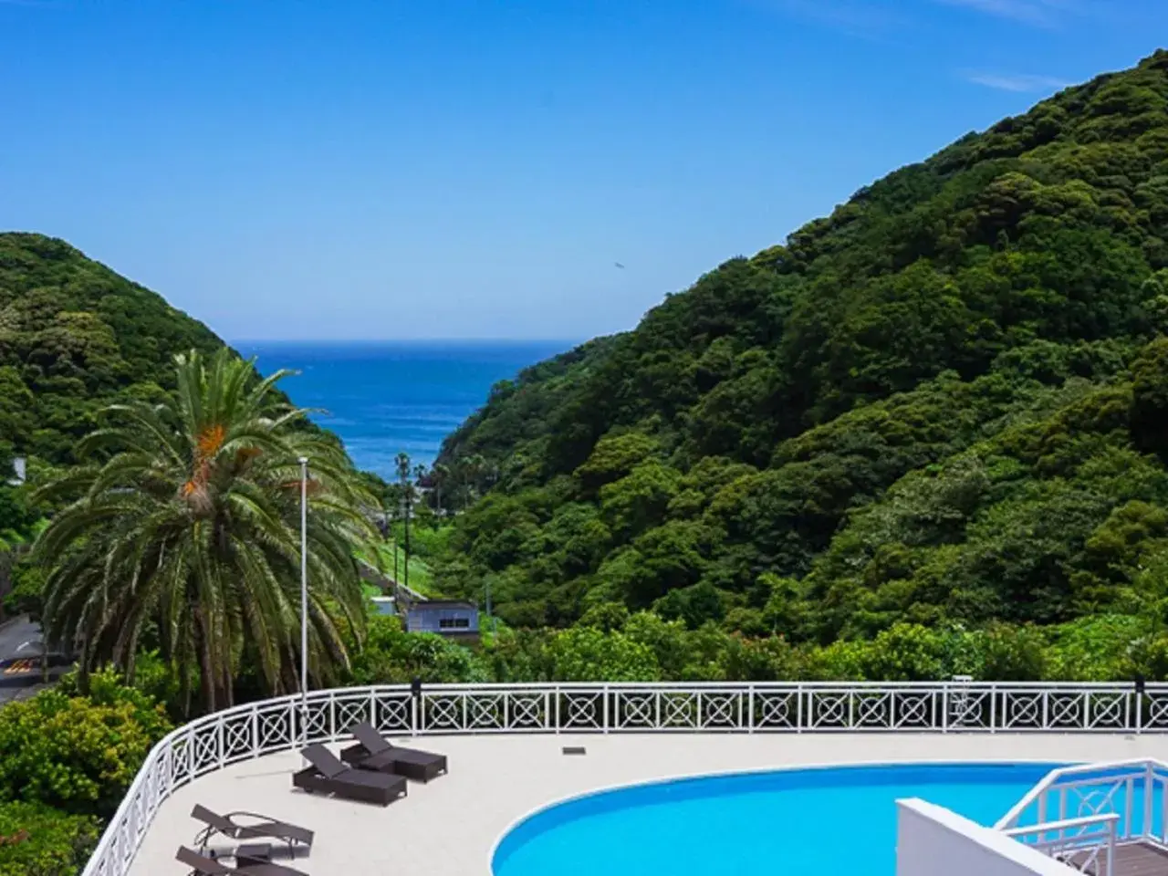 Pool view in LiVEMAX RESORT Izu Shimoda Pool view in LiVEMAX RESORT Izu Shimoda