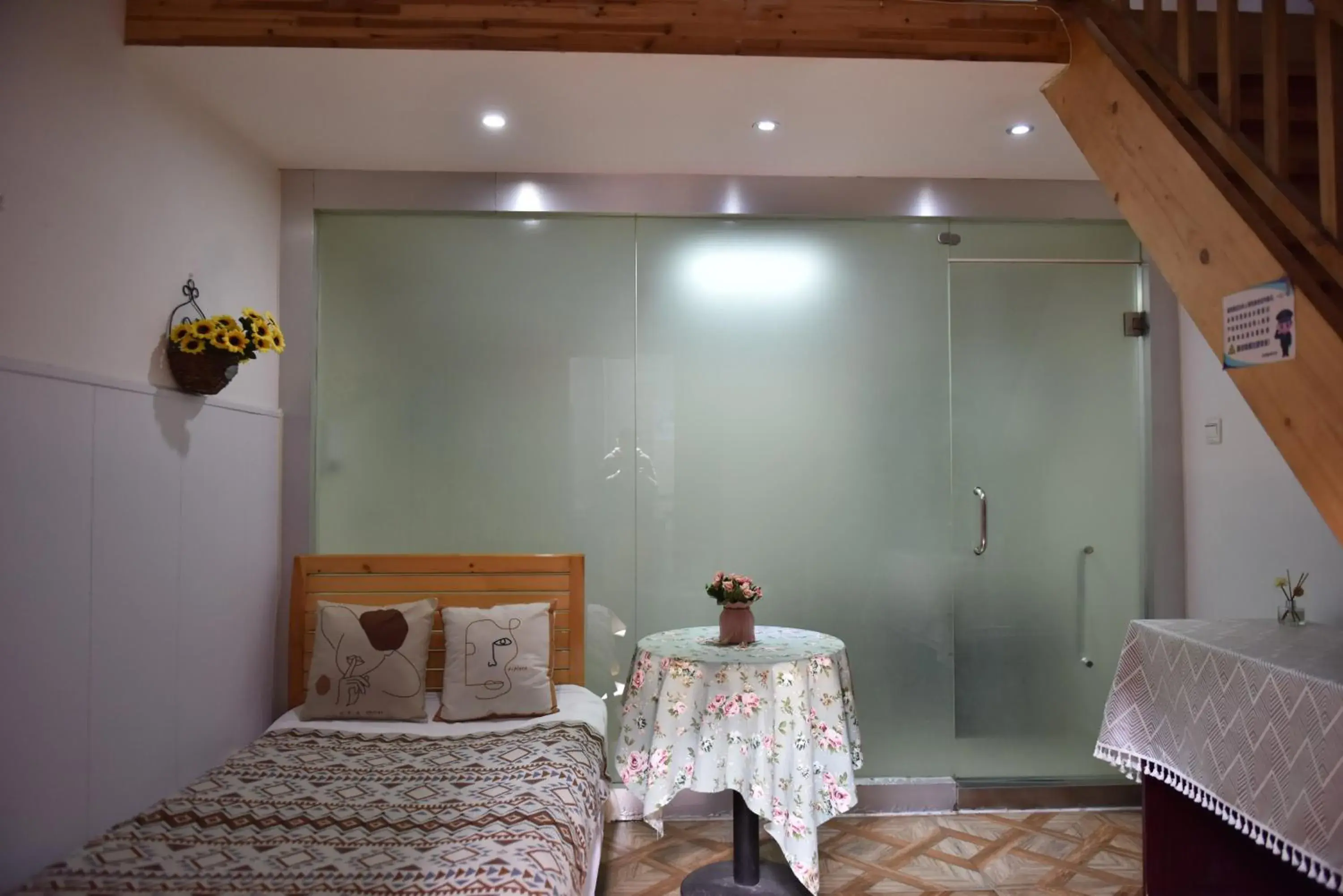Triple Room with Bathroom in Jinan Mountain and Sea Culture Hotel Triple Room with Bathroom in Jinan Mountain and Sea Culture Hotel