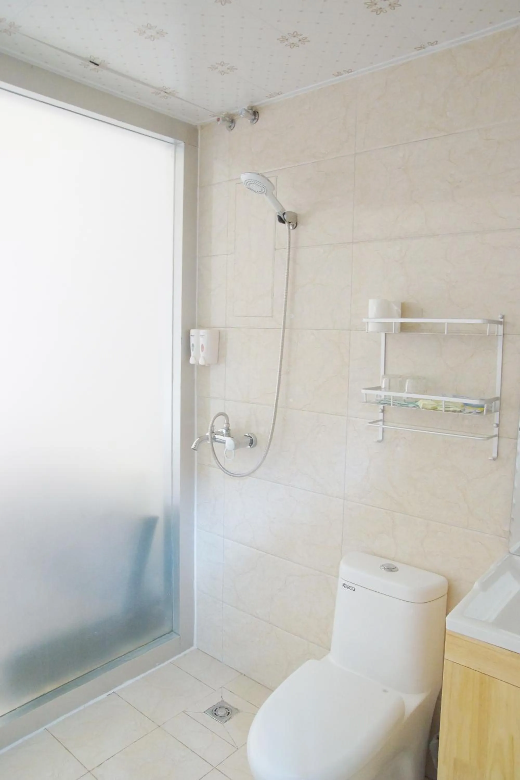 Bathroom in Jinan Mountain and Sea Culture Hotel