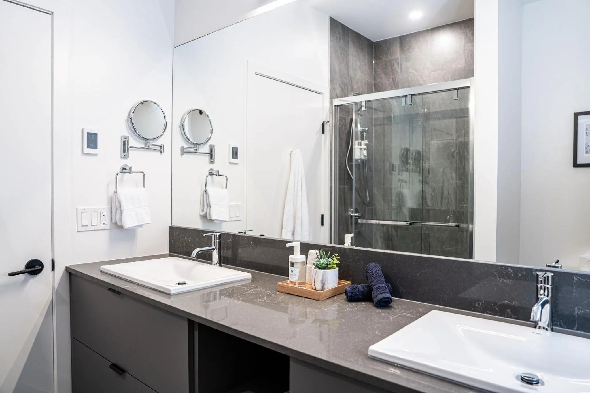 Mountainview Escape by Revelstoke Vacations