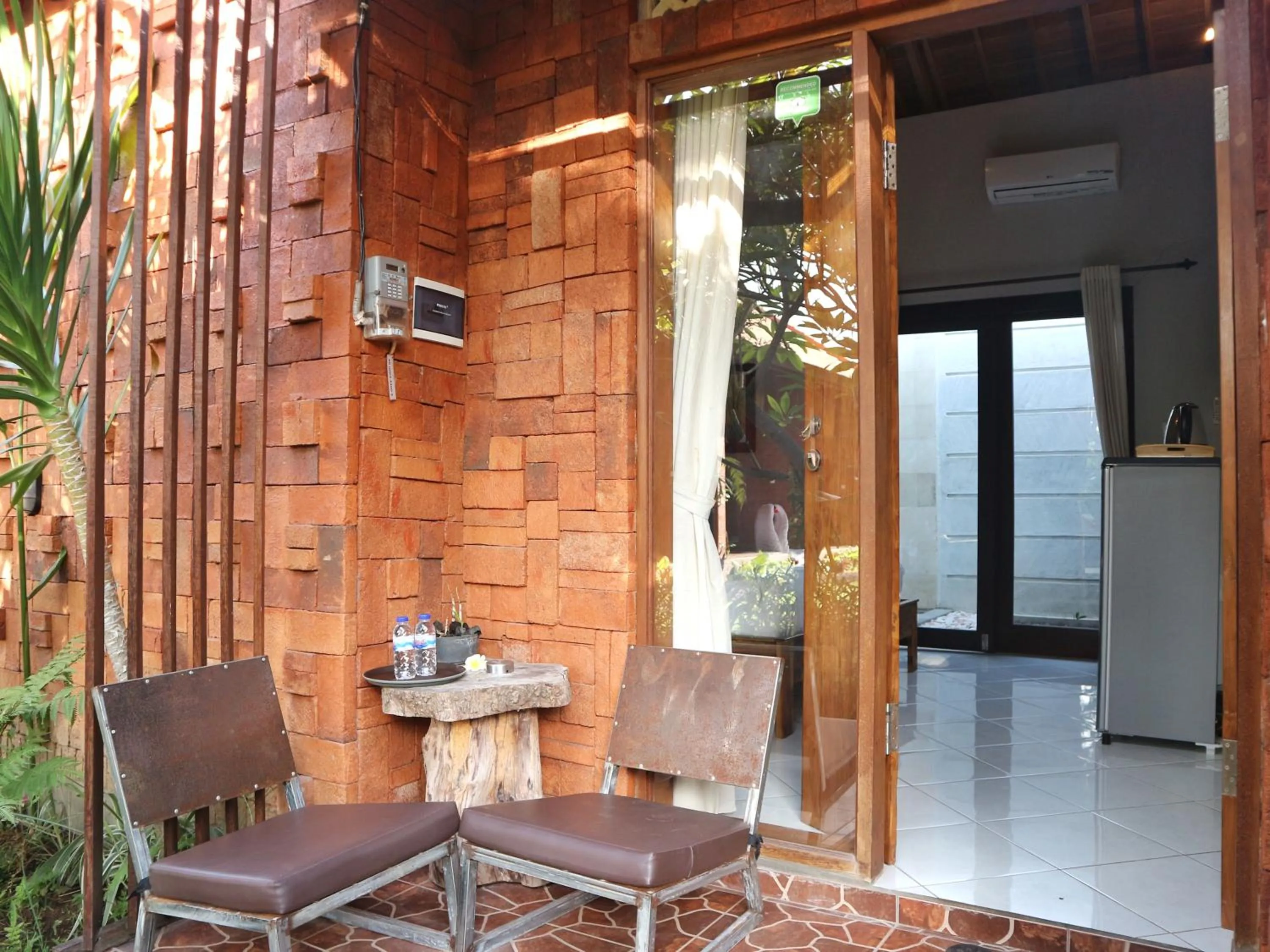 Balcony/Terrace in Louto Dmell Villa & Guesthouse