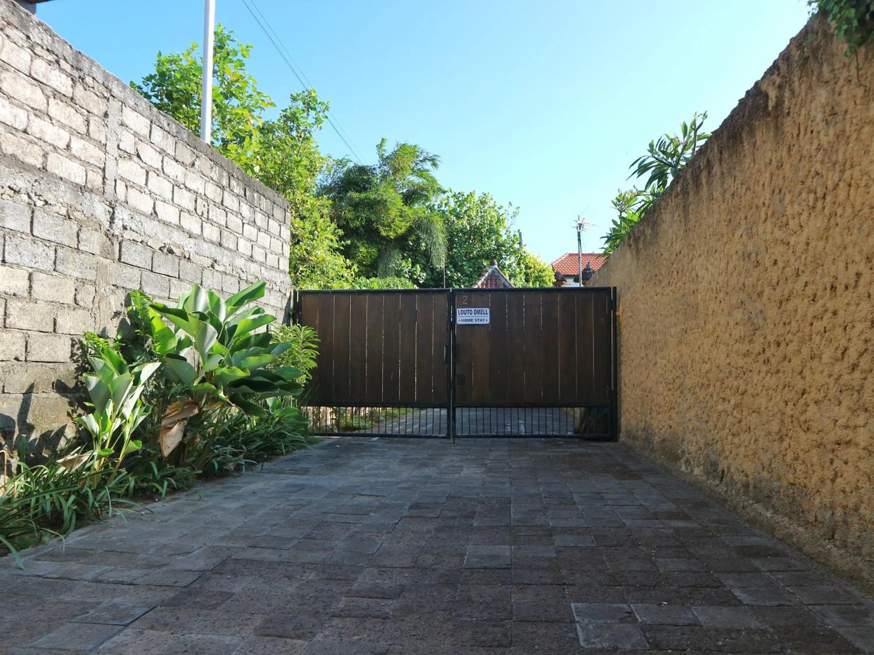 Property building in Louto Dmell Villa & Guesthouse