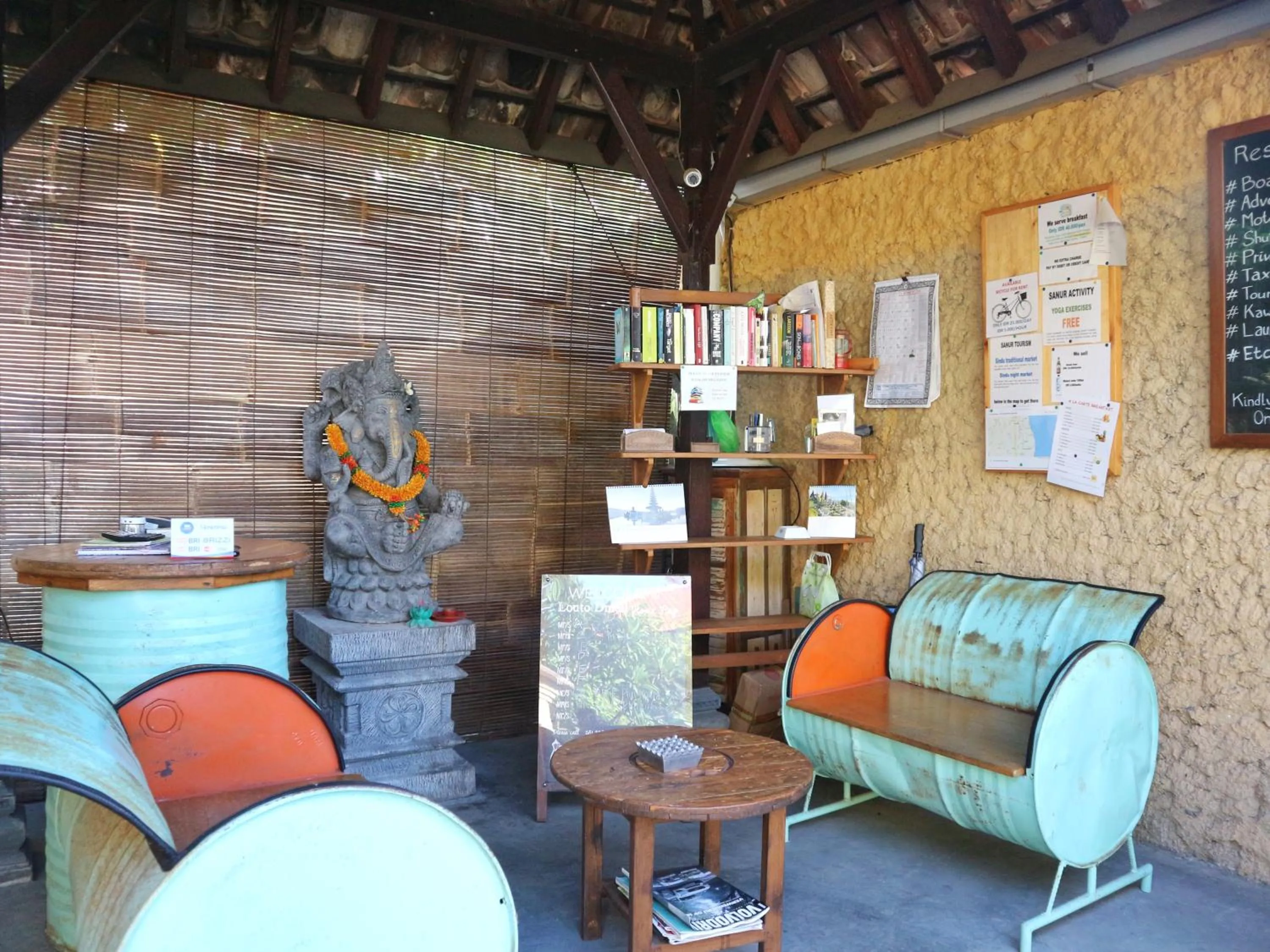 Lobby or reception in Louto Dmell Villa & Guesthouse