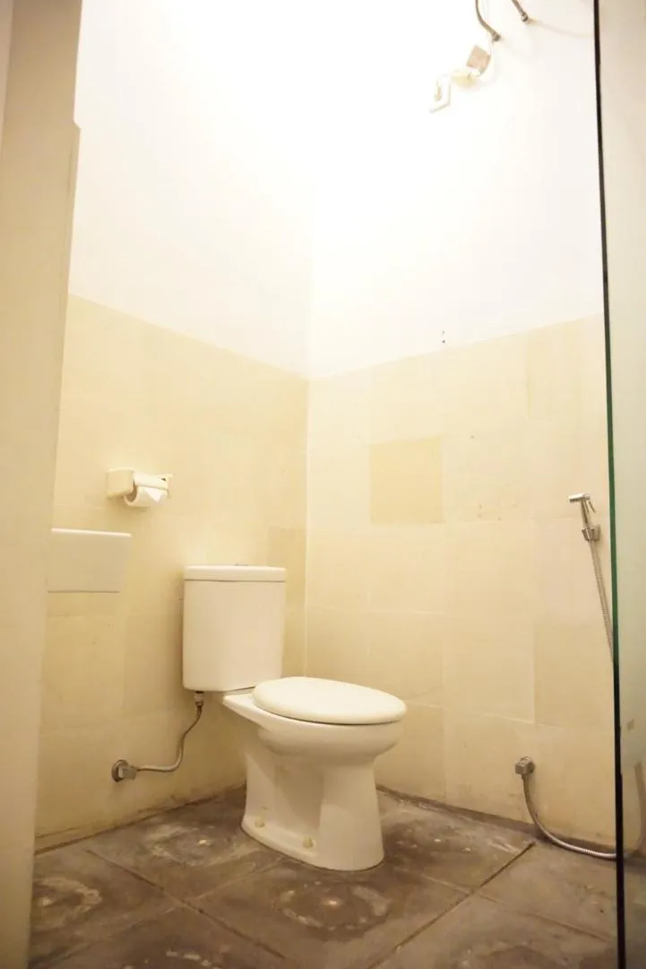 Bathroom in Louto Dmell Villa & Guesthouse