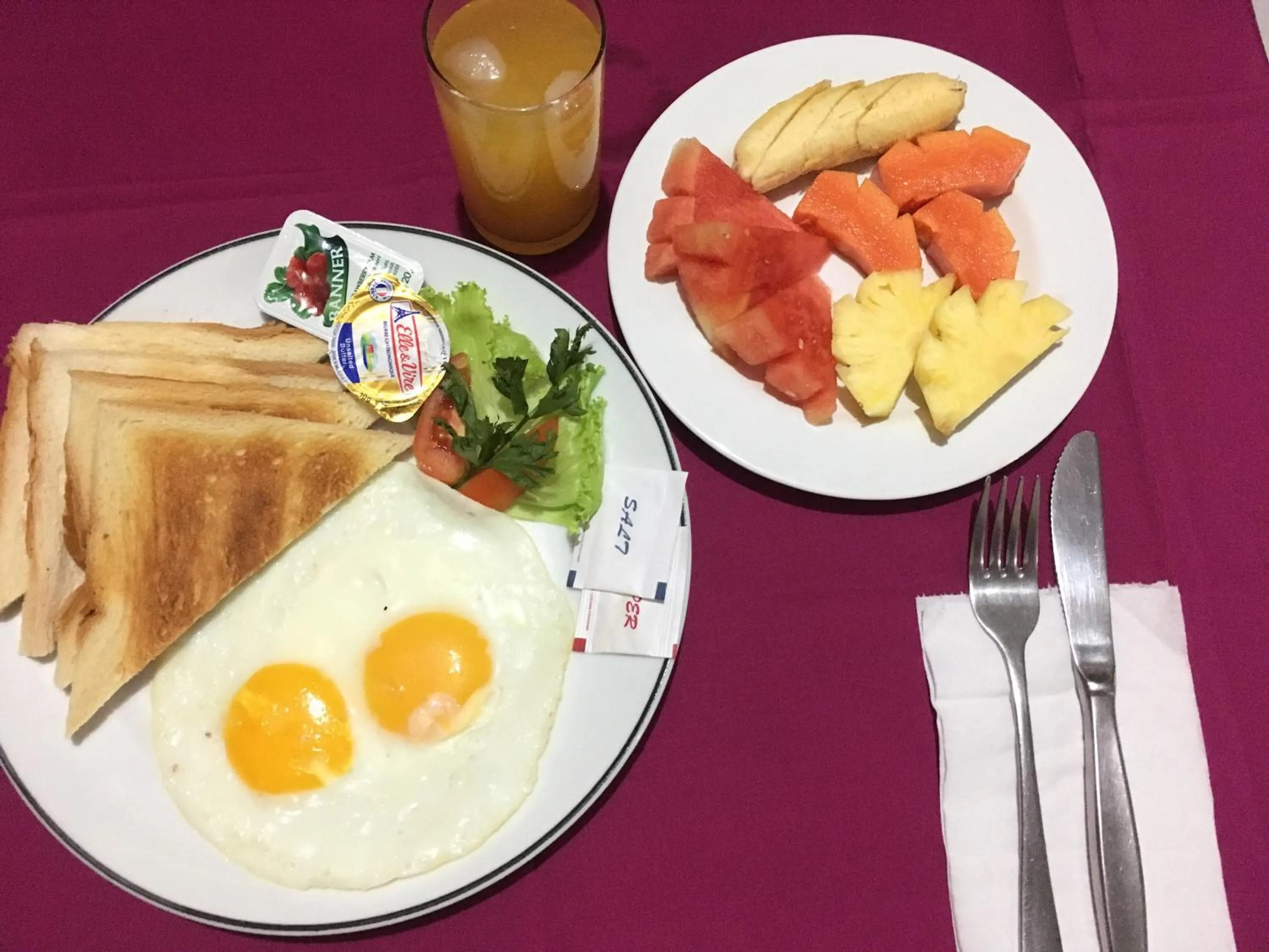 Breakfast in Louto Dmell Villa & Guesthouse