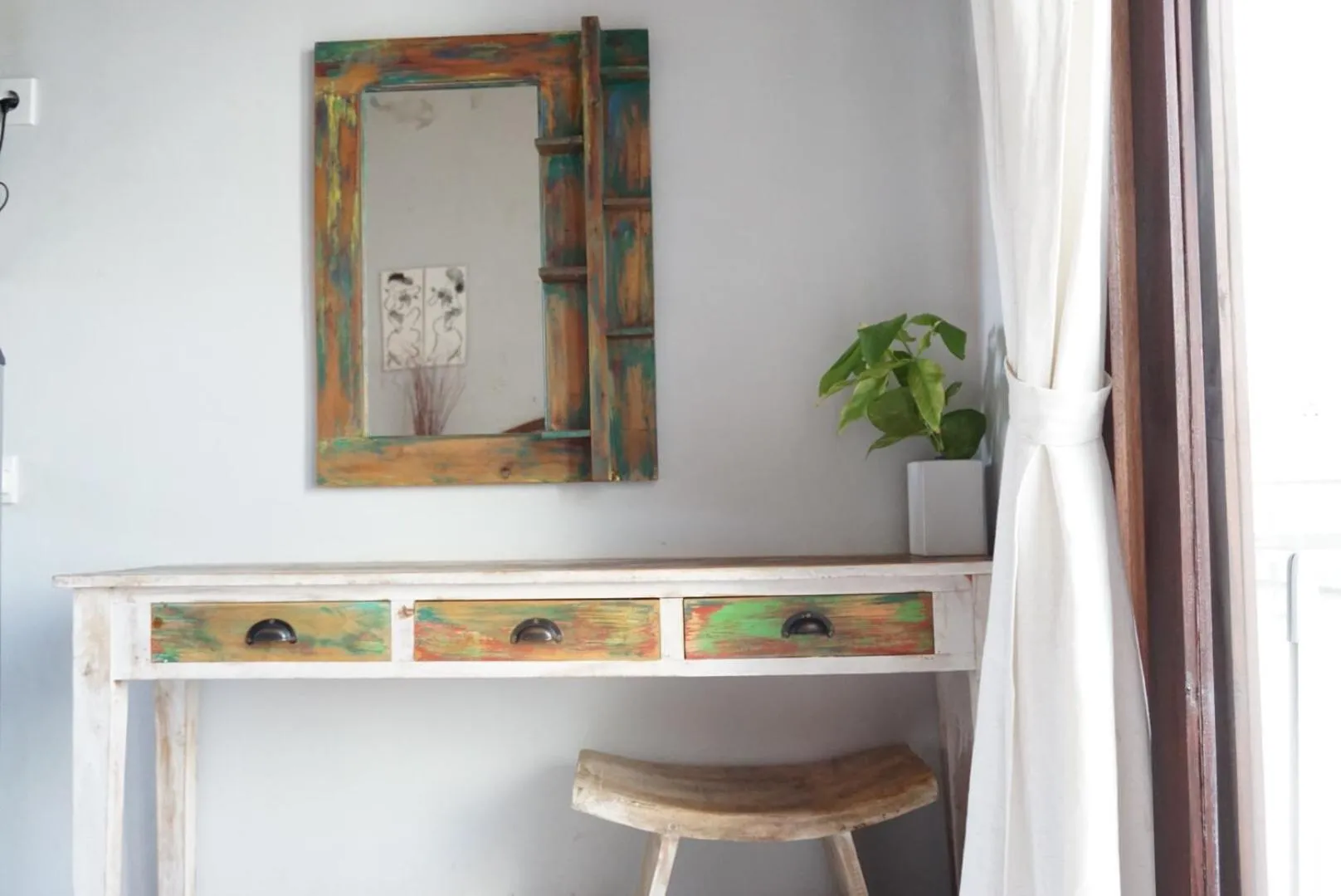 Photo of the whole room in Louto Dmell Villa & Guesthouse