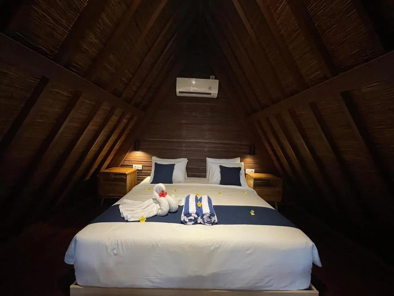 Bed in Louto Dmell Villa & Guesthouse