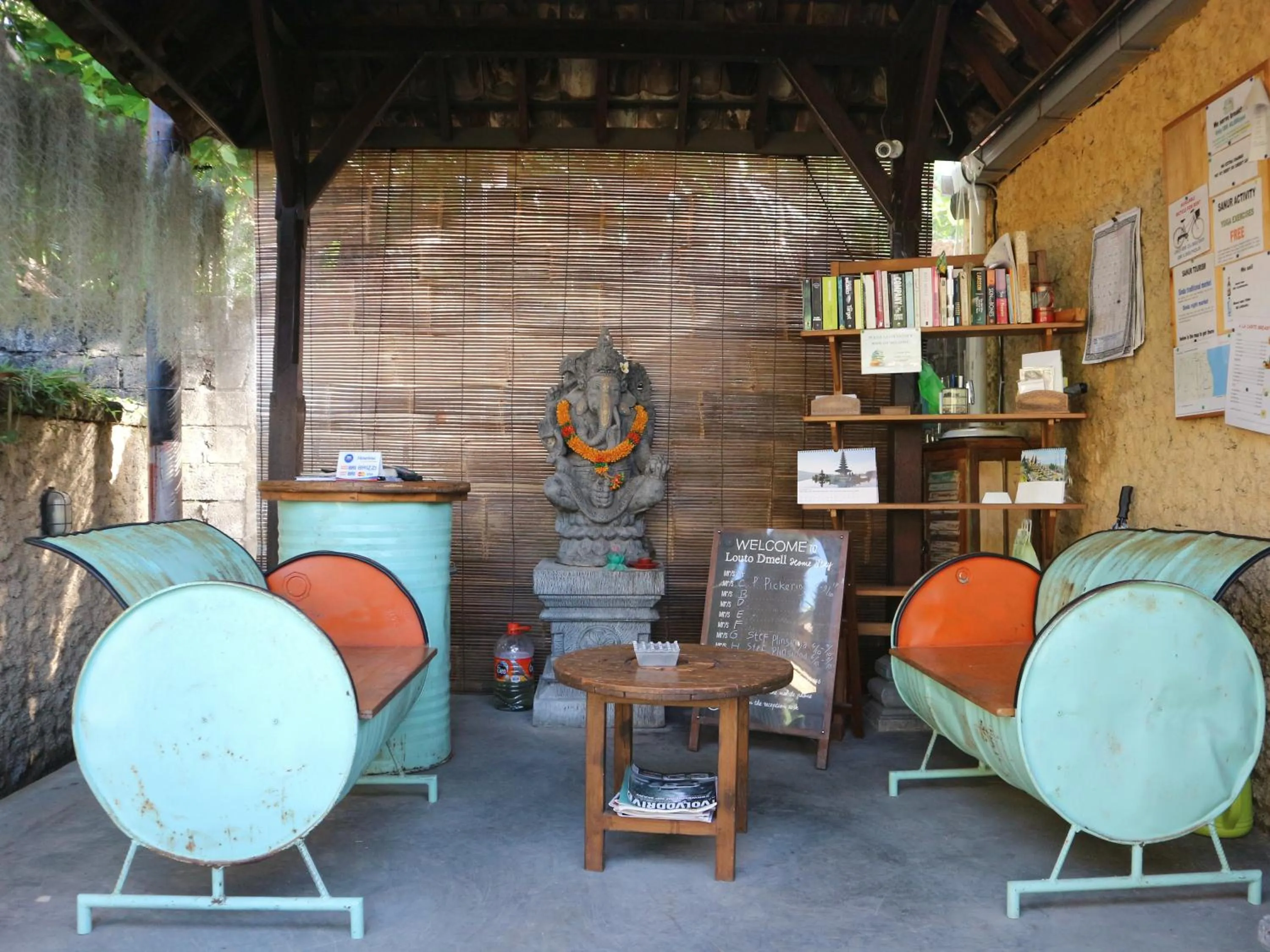 Lobby or reception in Louto Dmell Villa & Guesthouse