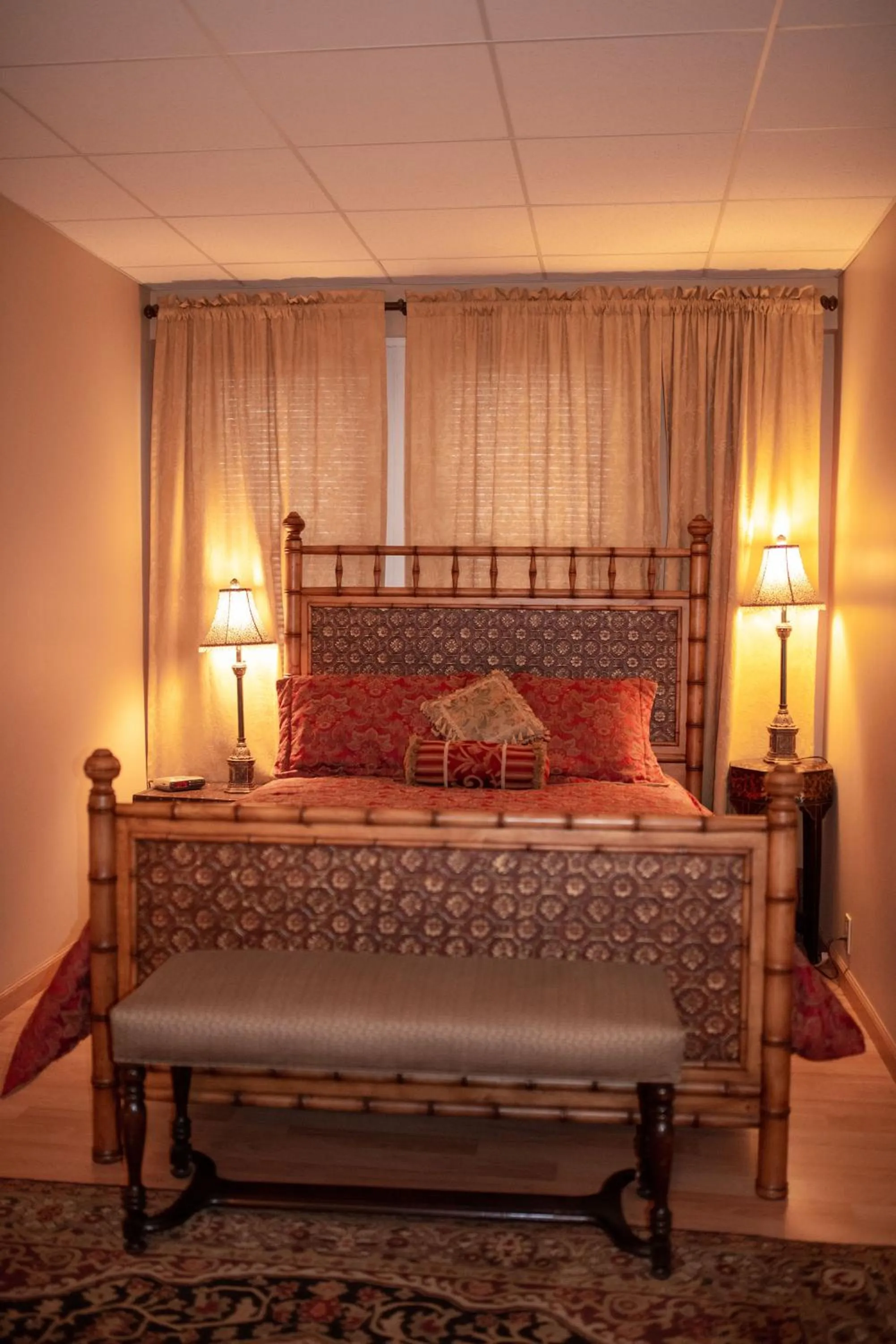 Bed in Fountainview Inn