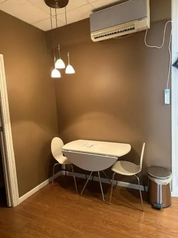 Dining area in Fountainview Inn