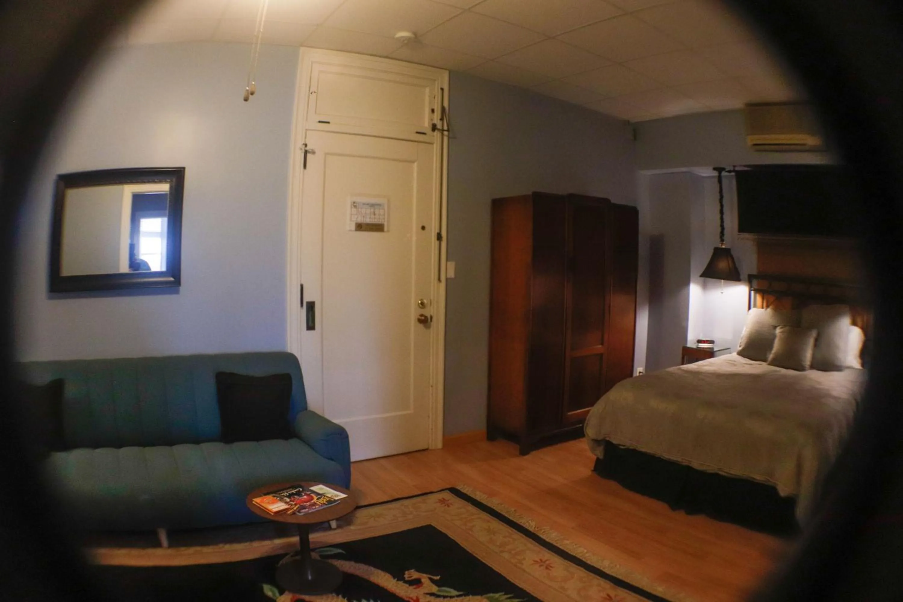 Bed in Fountainview Inn