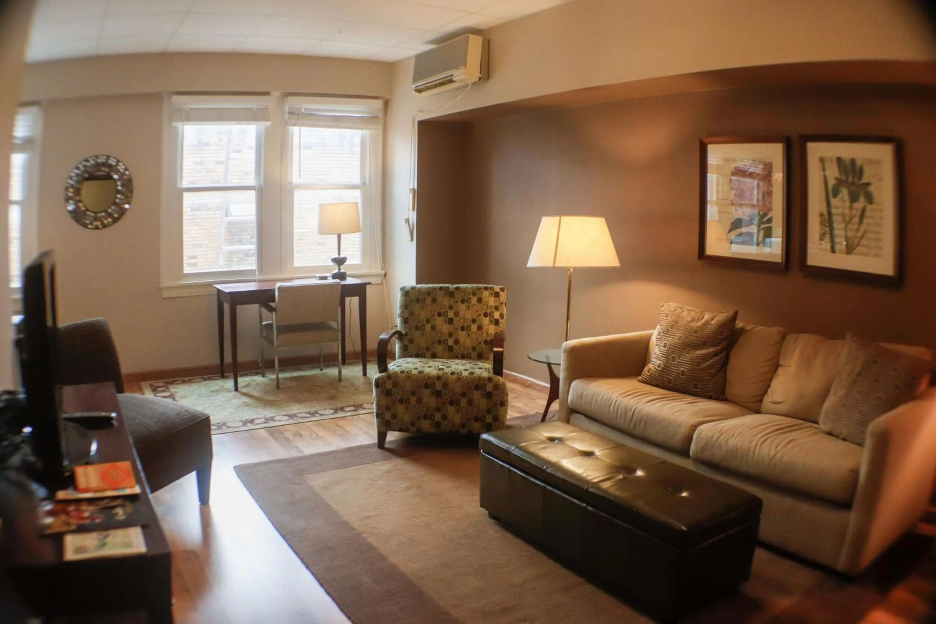 Living room in Fountainview Inn