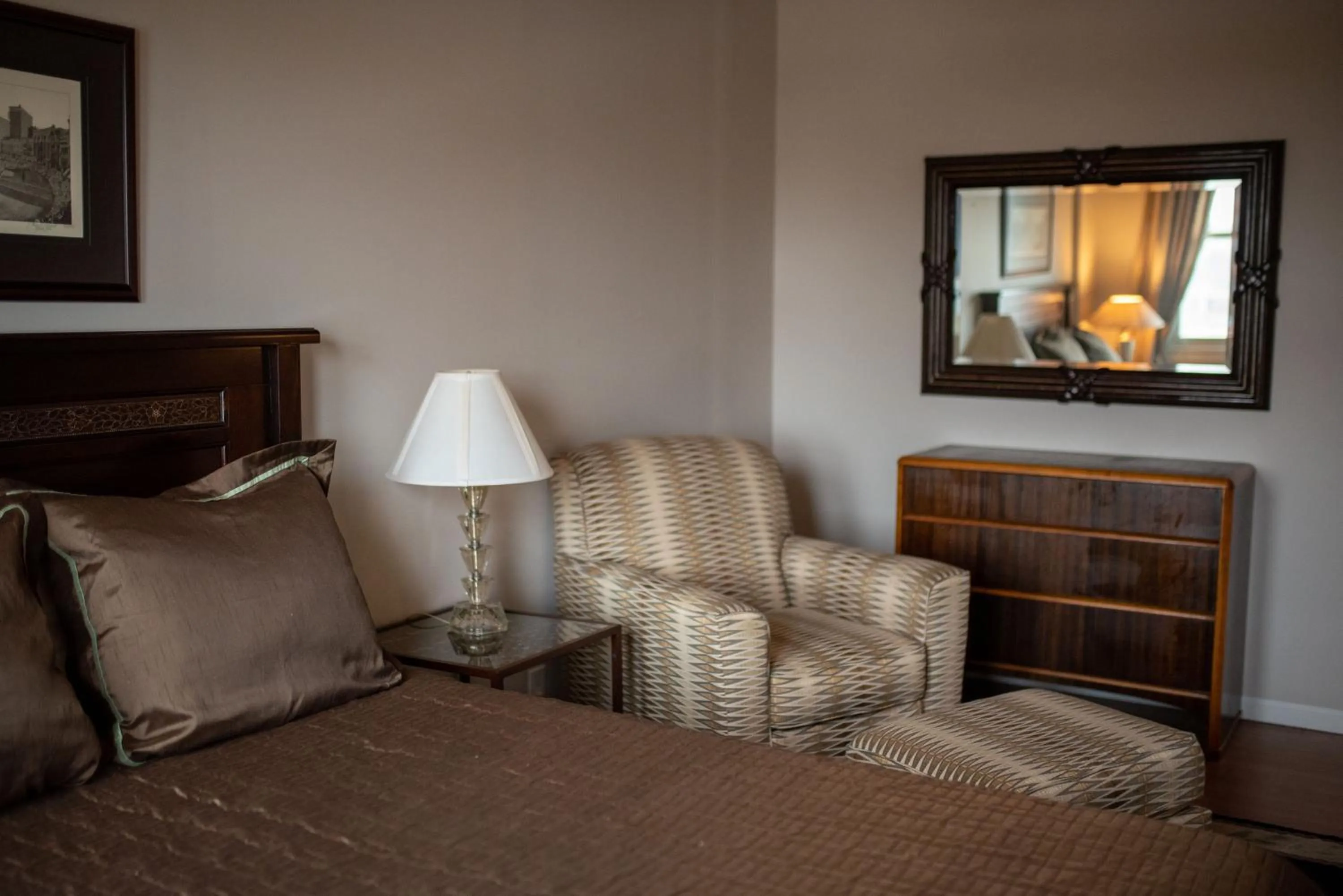 Bed in Fountainview Inn